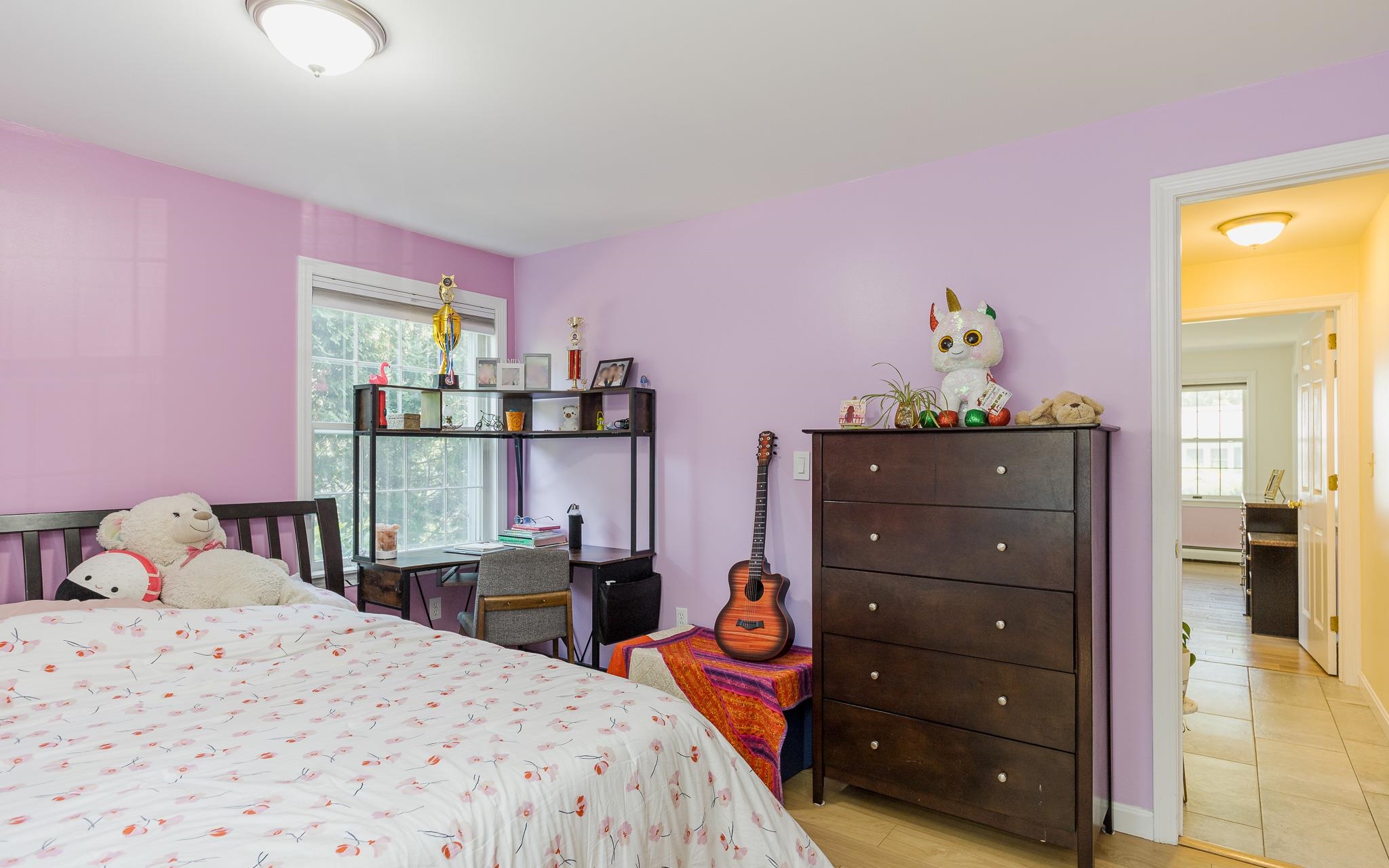 17 Leahy Rd, Keene, NH 03431