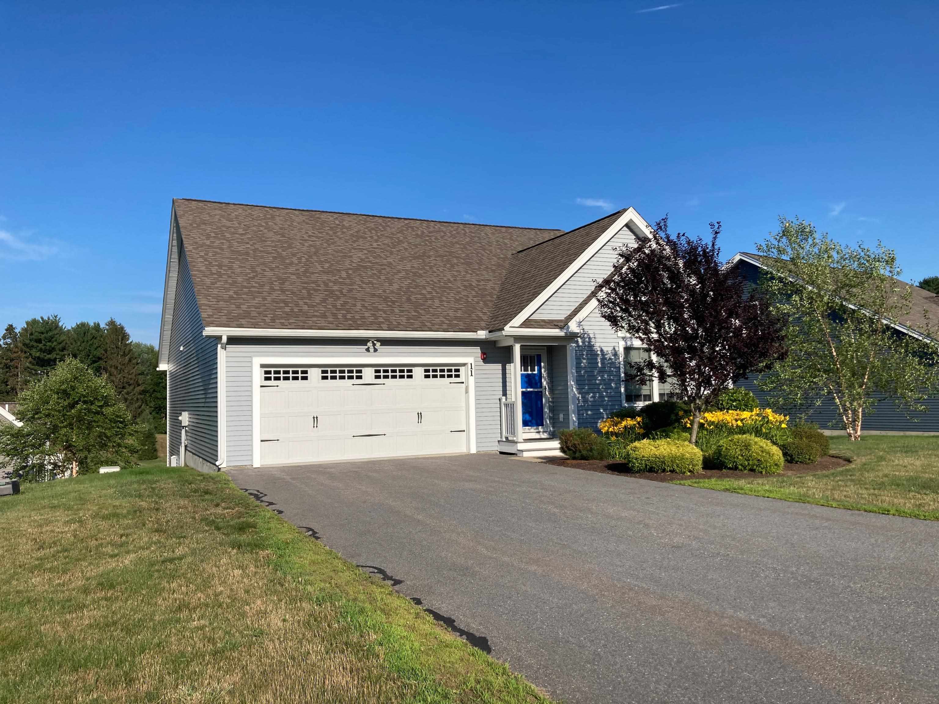 11 Three Ponds Dr, Brentwood, NH 03833