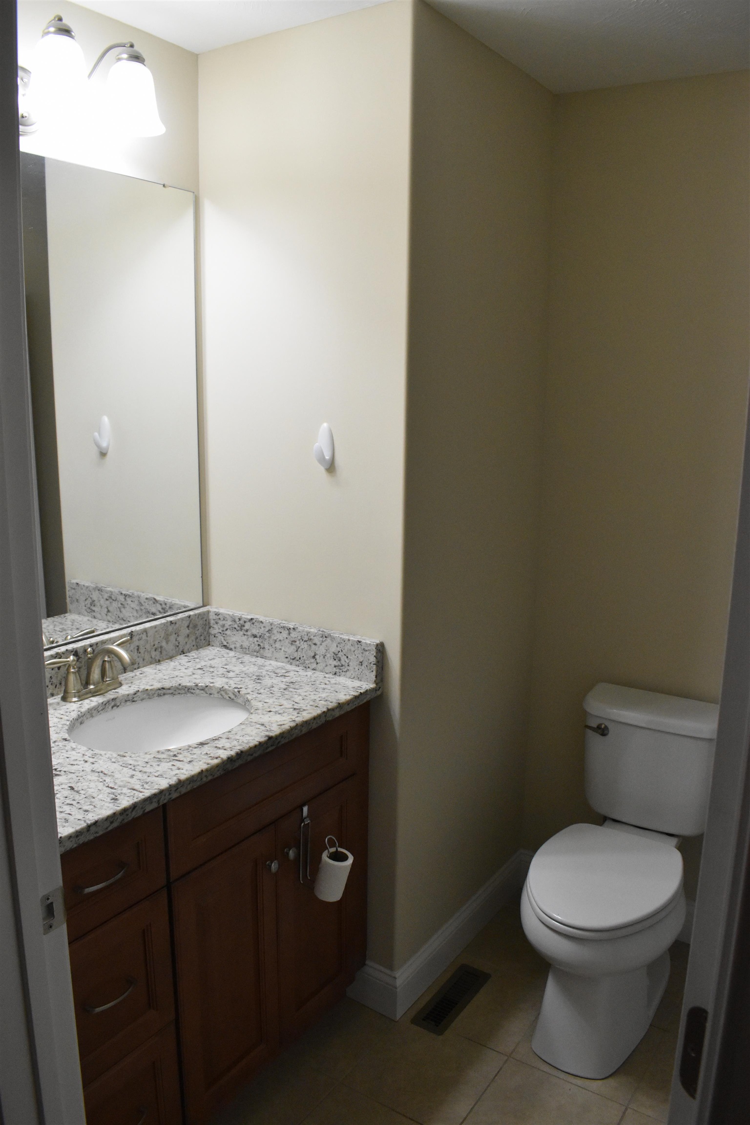 11 Three Ponds Dr, Brentwood, NH 03833