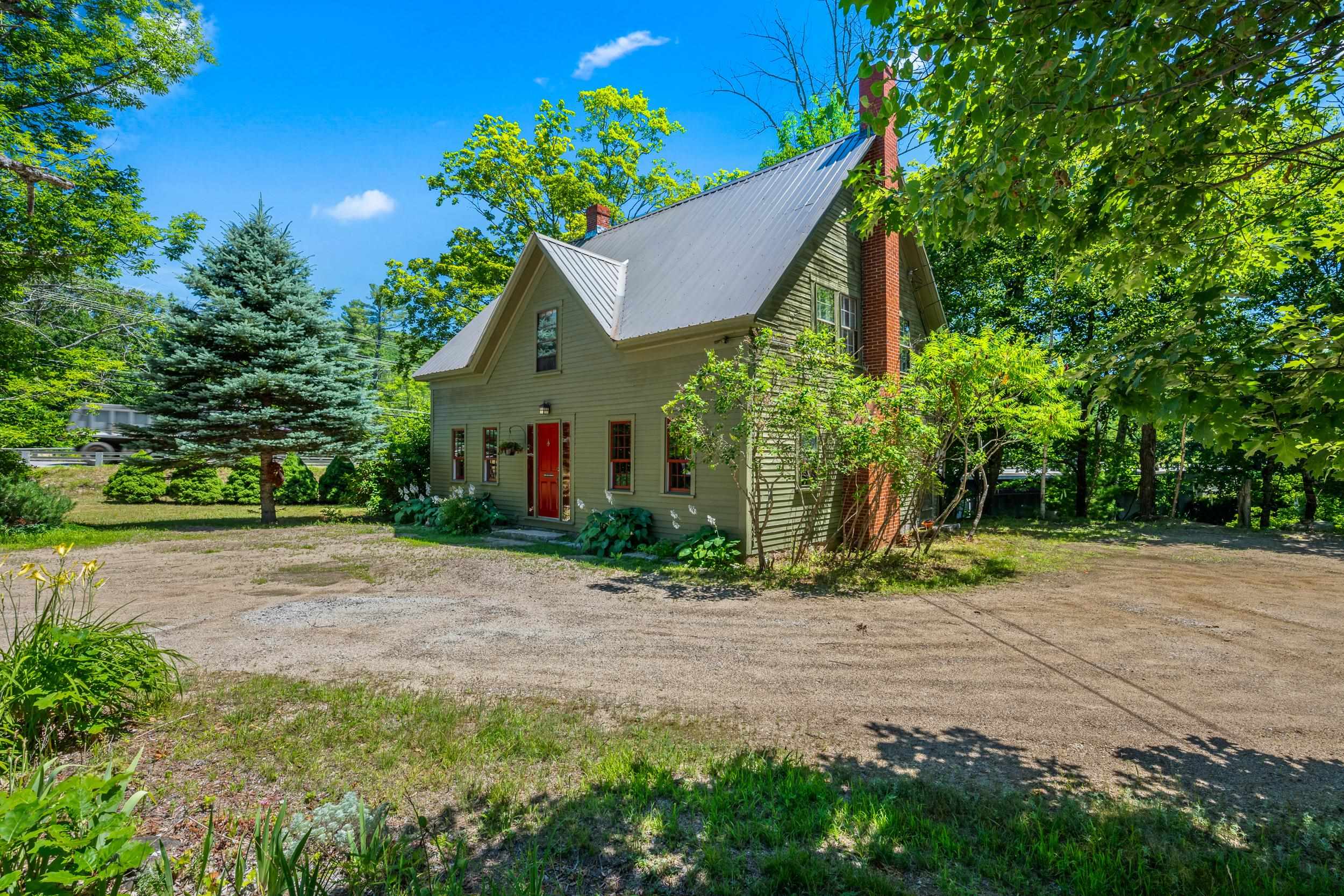 7 Goodrich Falls Rd, Bartlett, NH 03838