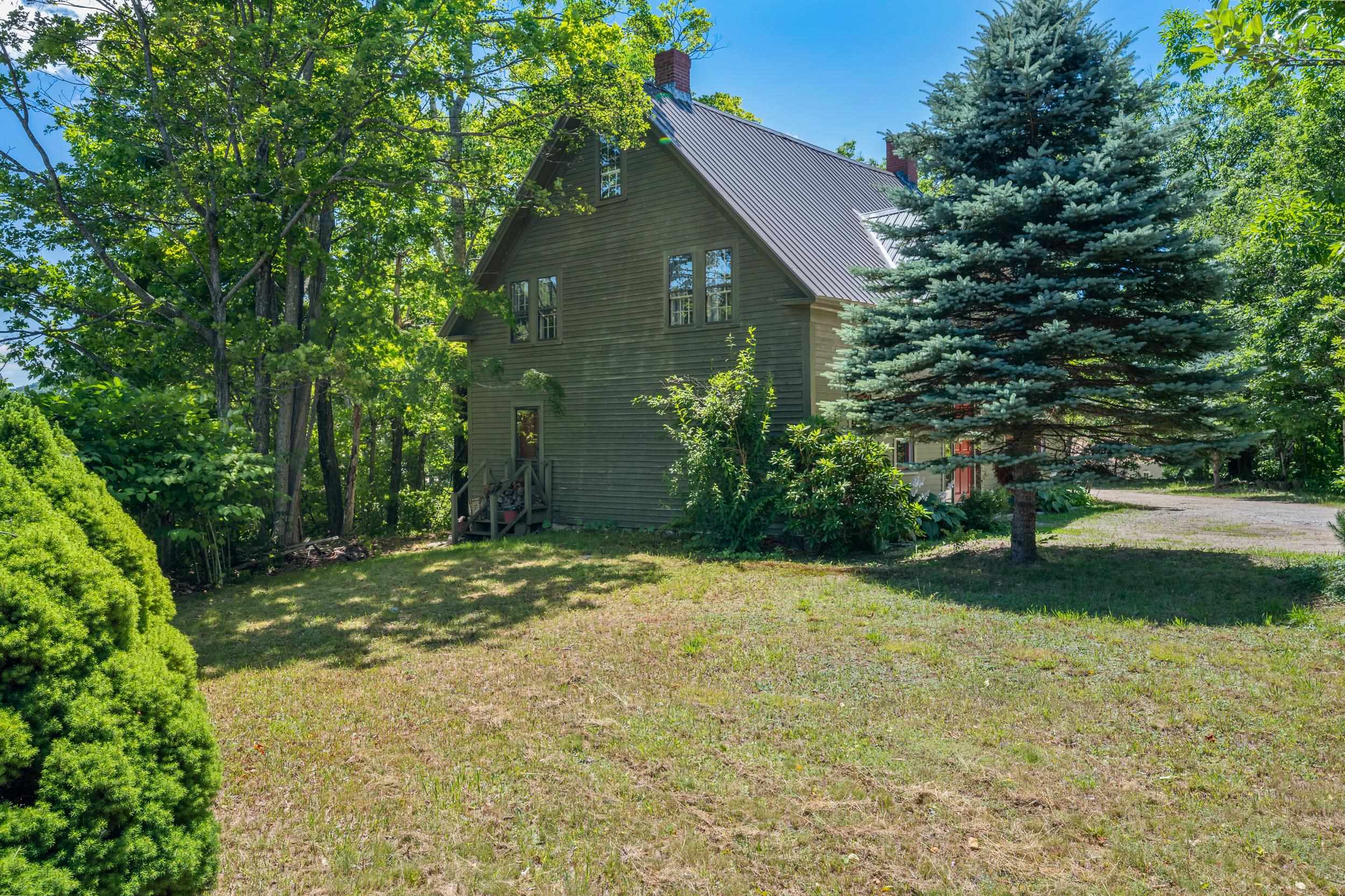 7 Goodrich Falls Rd, Bartlett, NH 03838