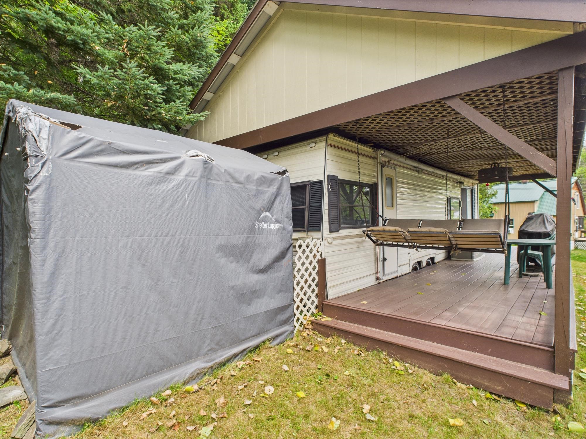 1459 Main St, Pittsburg, NH 03592