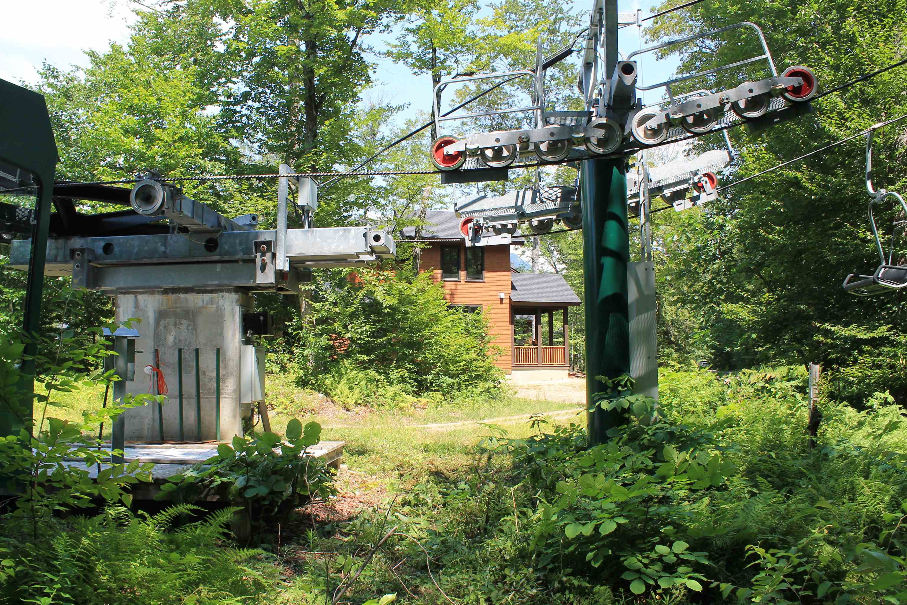 227 South Peak Rd, Lincoln, NH 03251