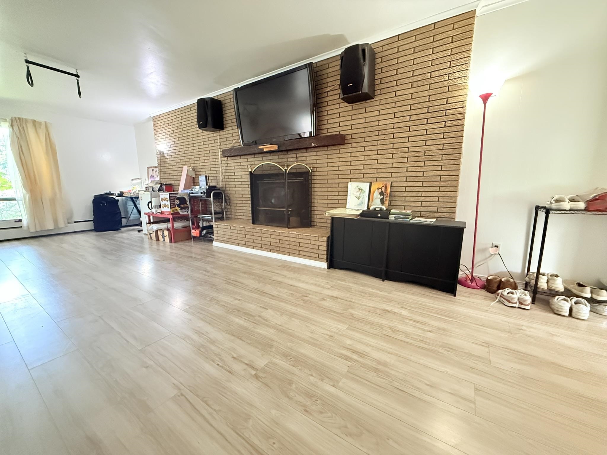 Homes for sale in Claremont, NH | 62 Ridge Ave, Claremont, NH 03743 | MLS# 5055378