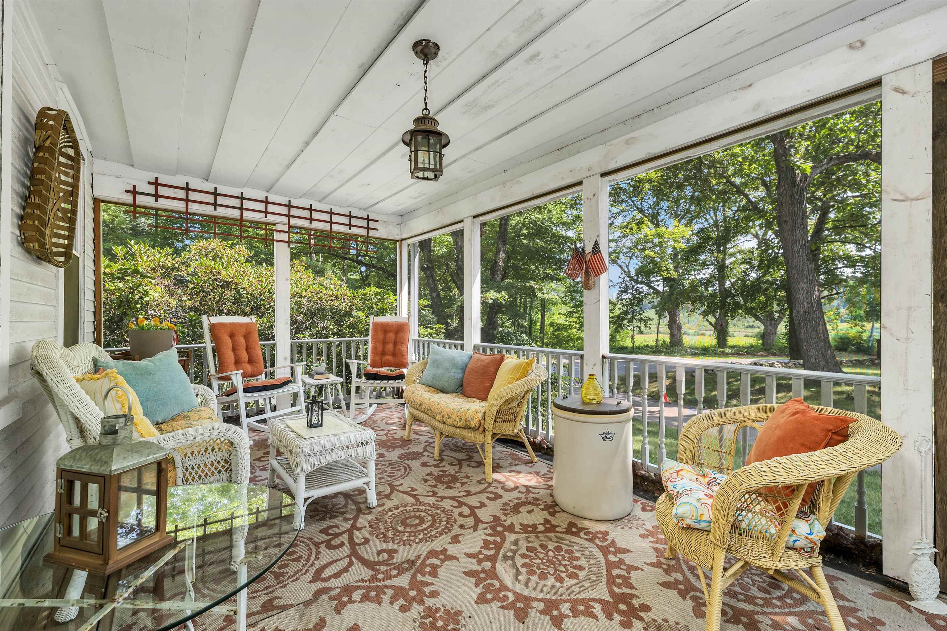 288 N River Rd, Epping, NH 03042