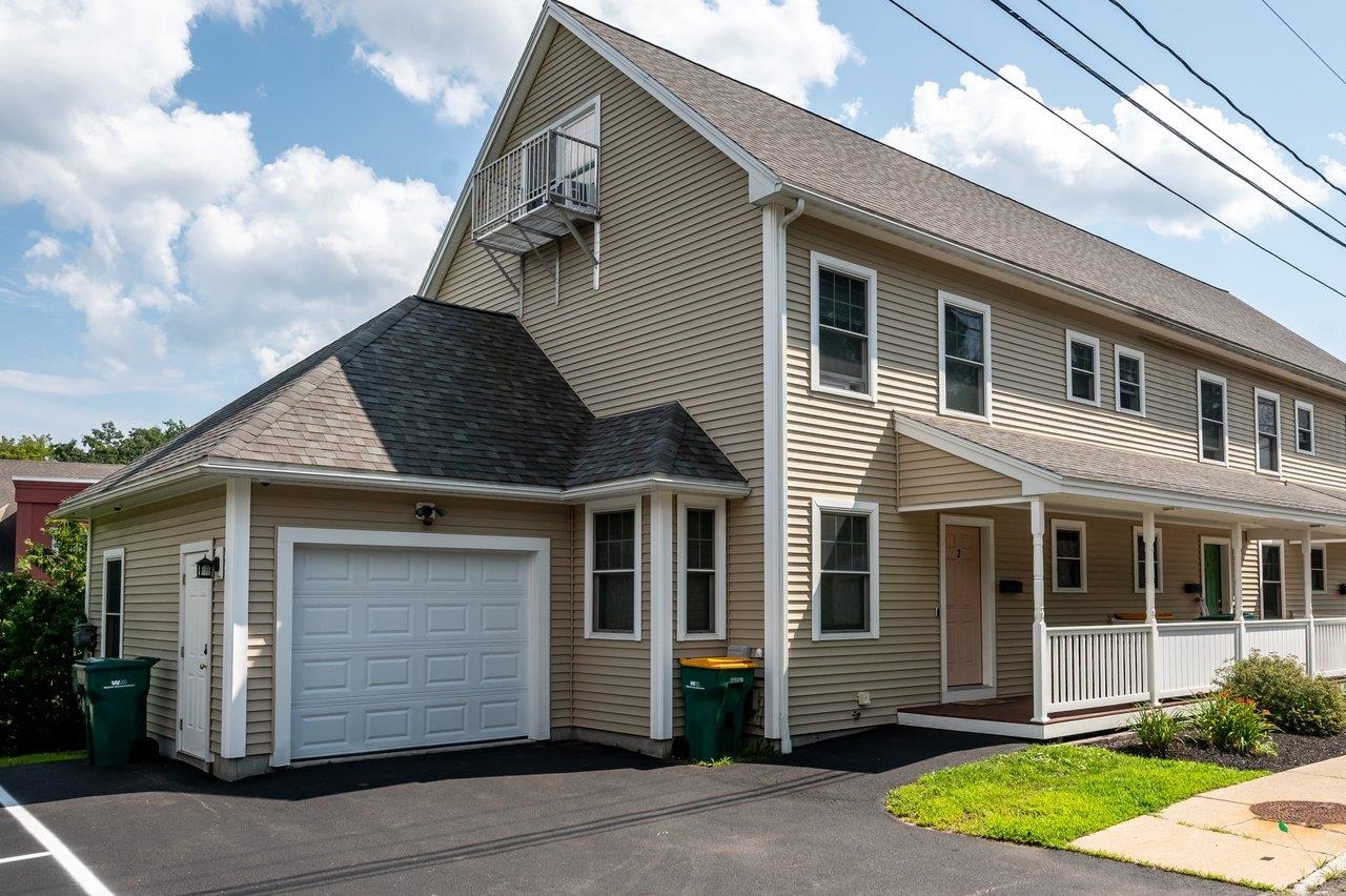 Featured Listing Photo