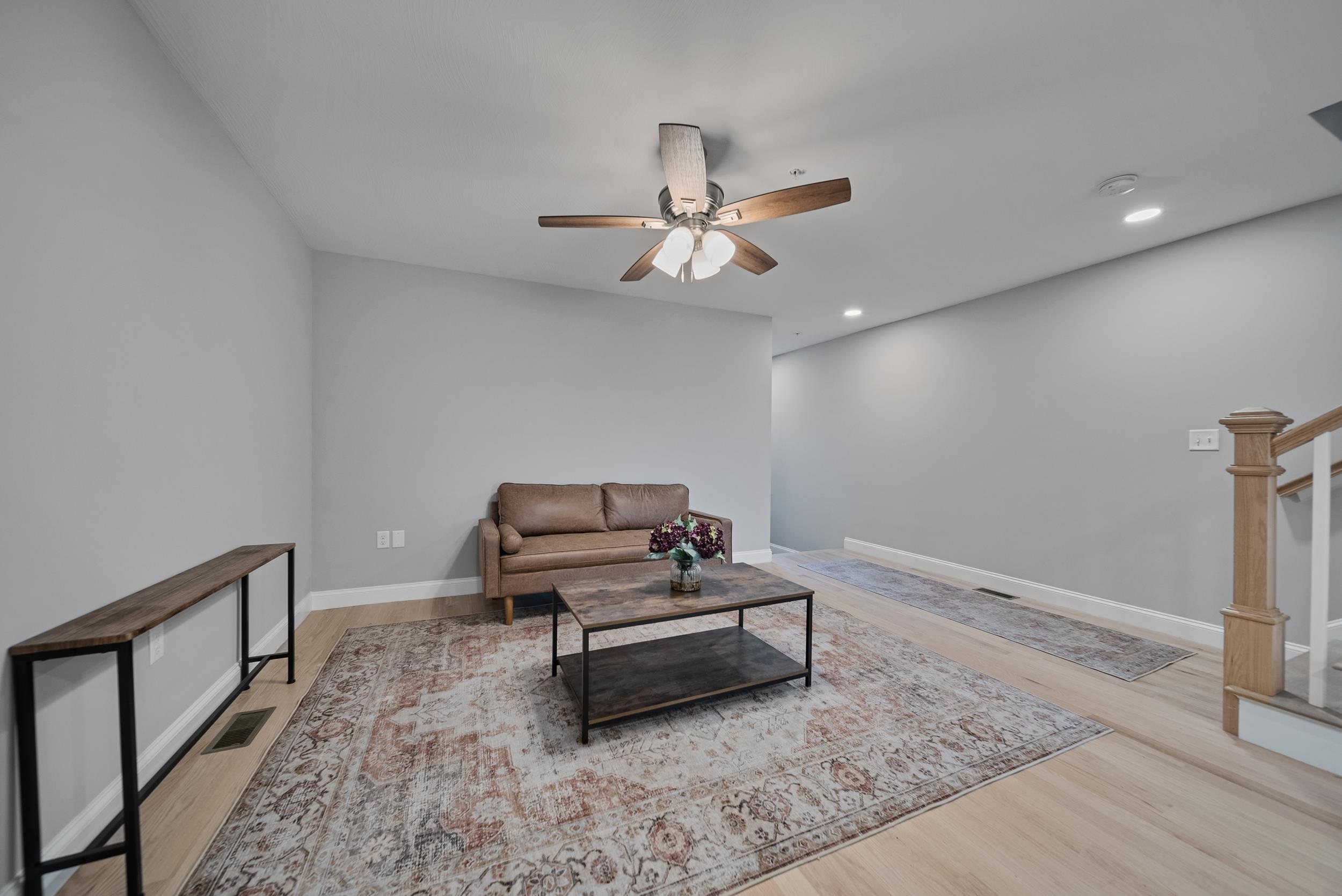 4 Cypress Ln #10, Windham, NH 03087