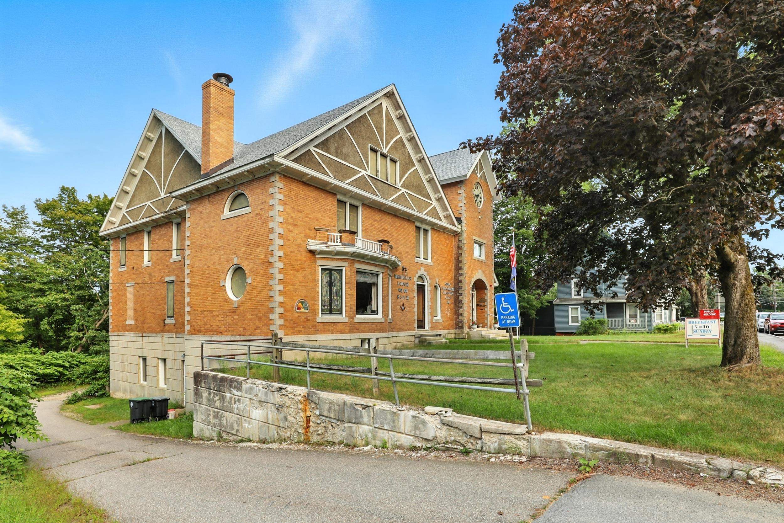 58 South Main St, Franklin, NH 03235