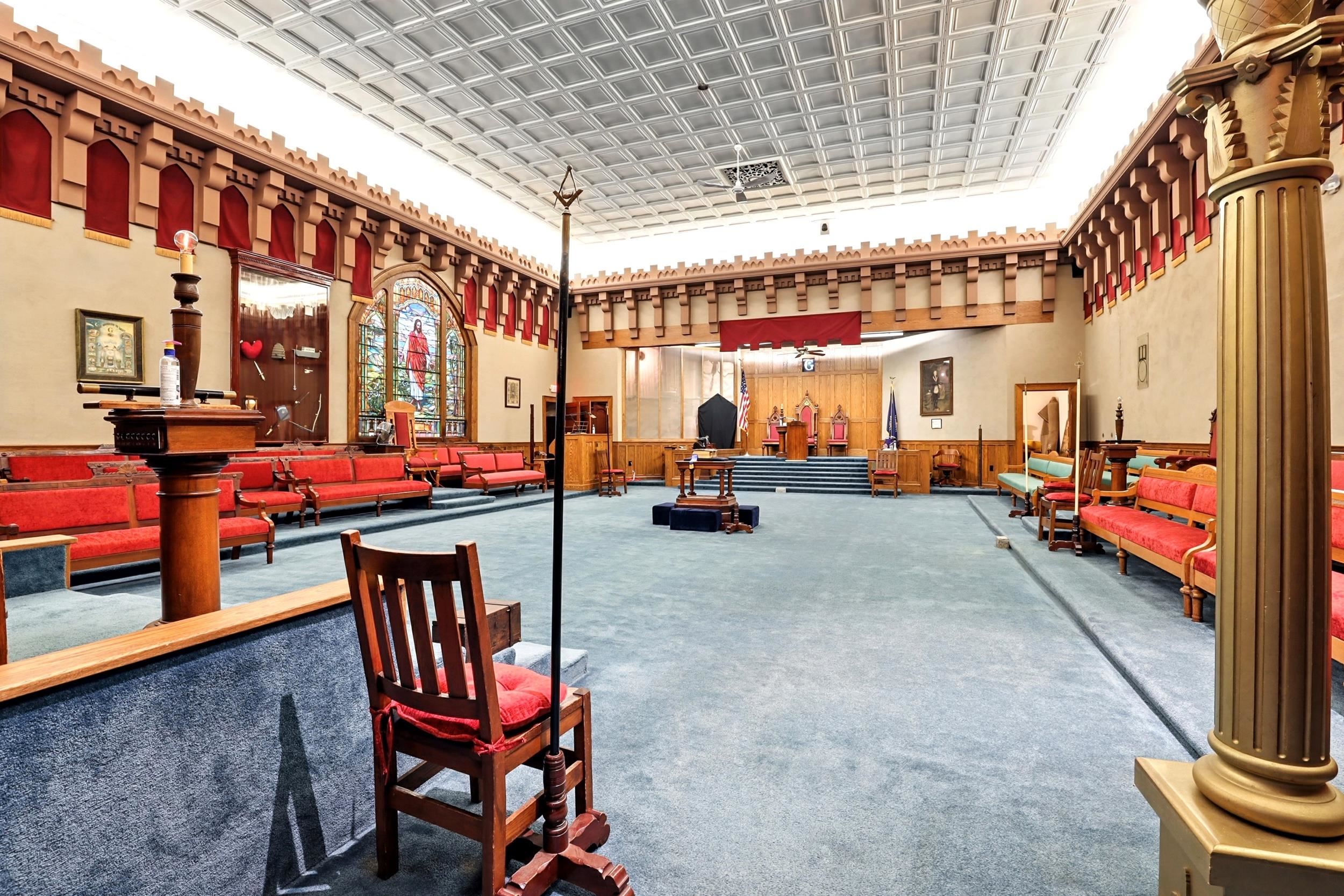 58 South Main St, Franklin, NH 03235