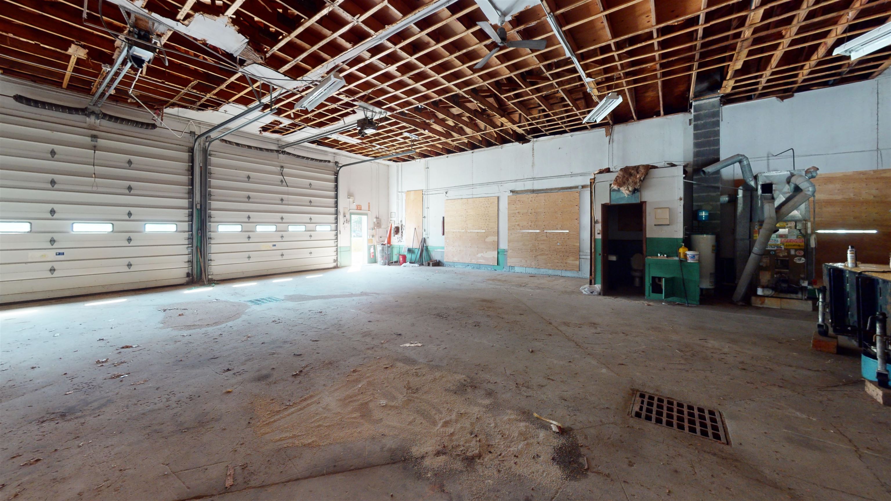 75 Route 27 , Raymond, NH 03077