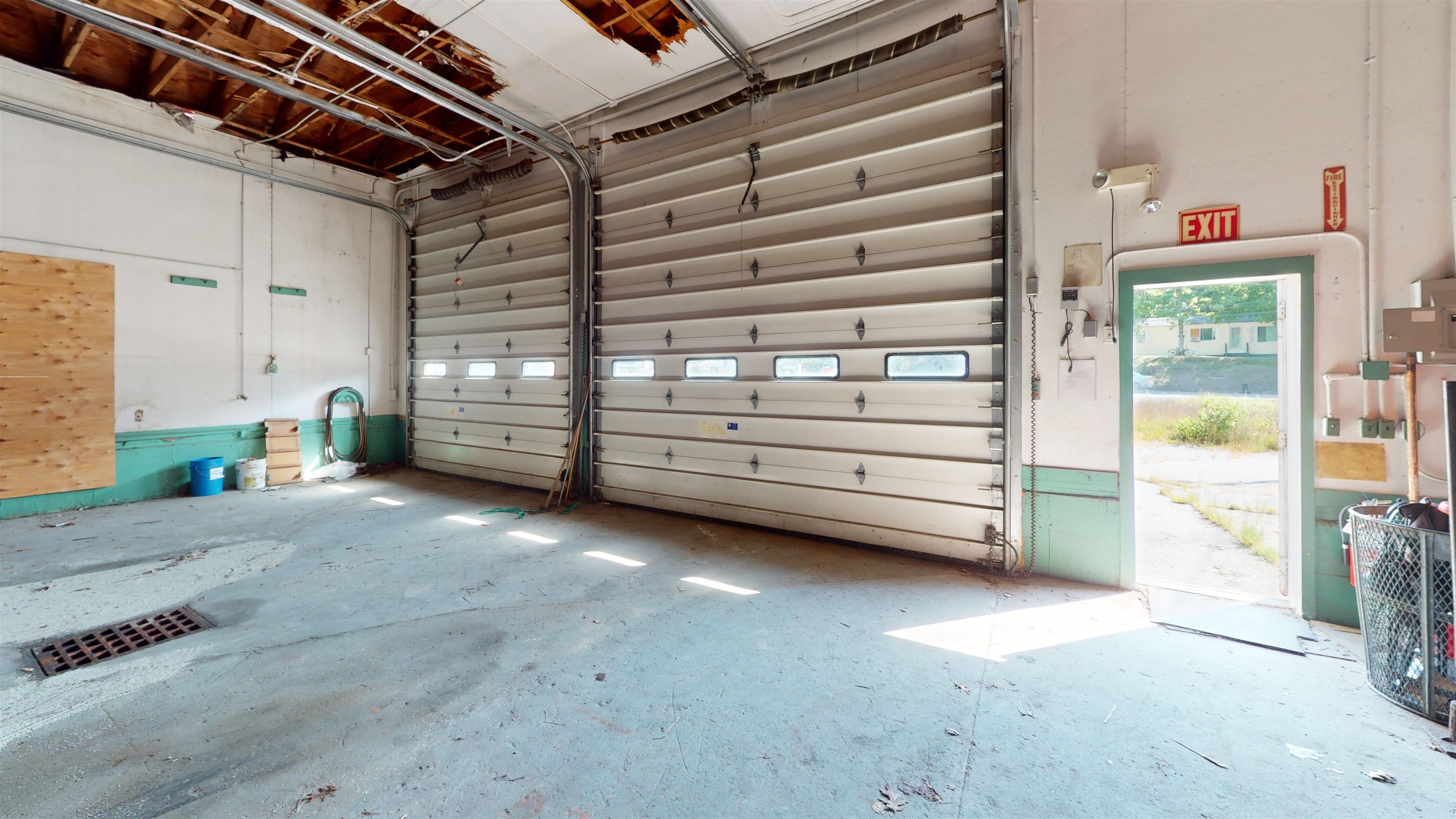 75 Route 27 , Raymond, NH 03077