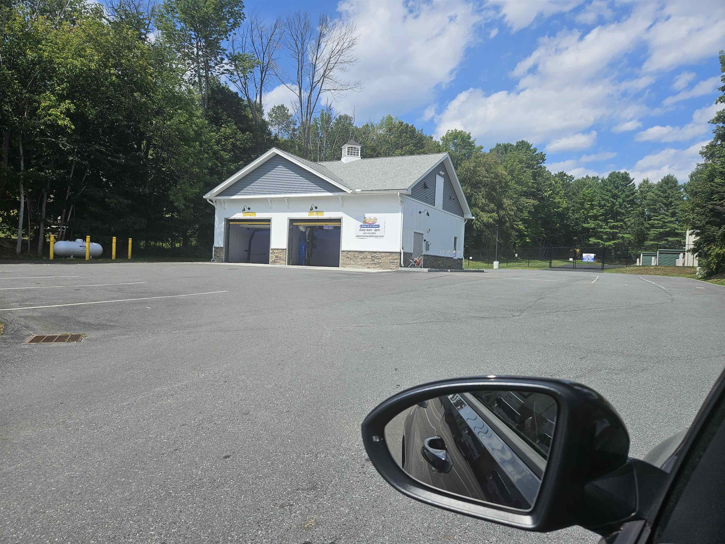 572 Rt 4 , Enfield, NH 03748