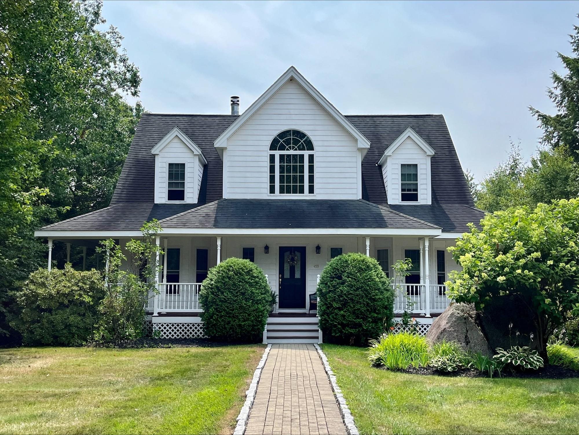 459 Grandview Rd, Conway, NH 03818