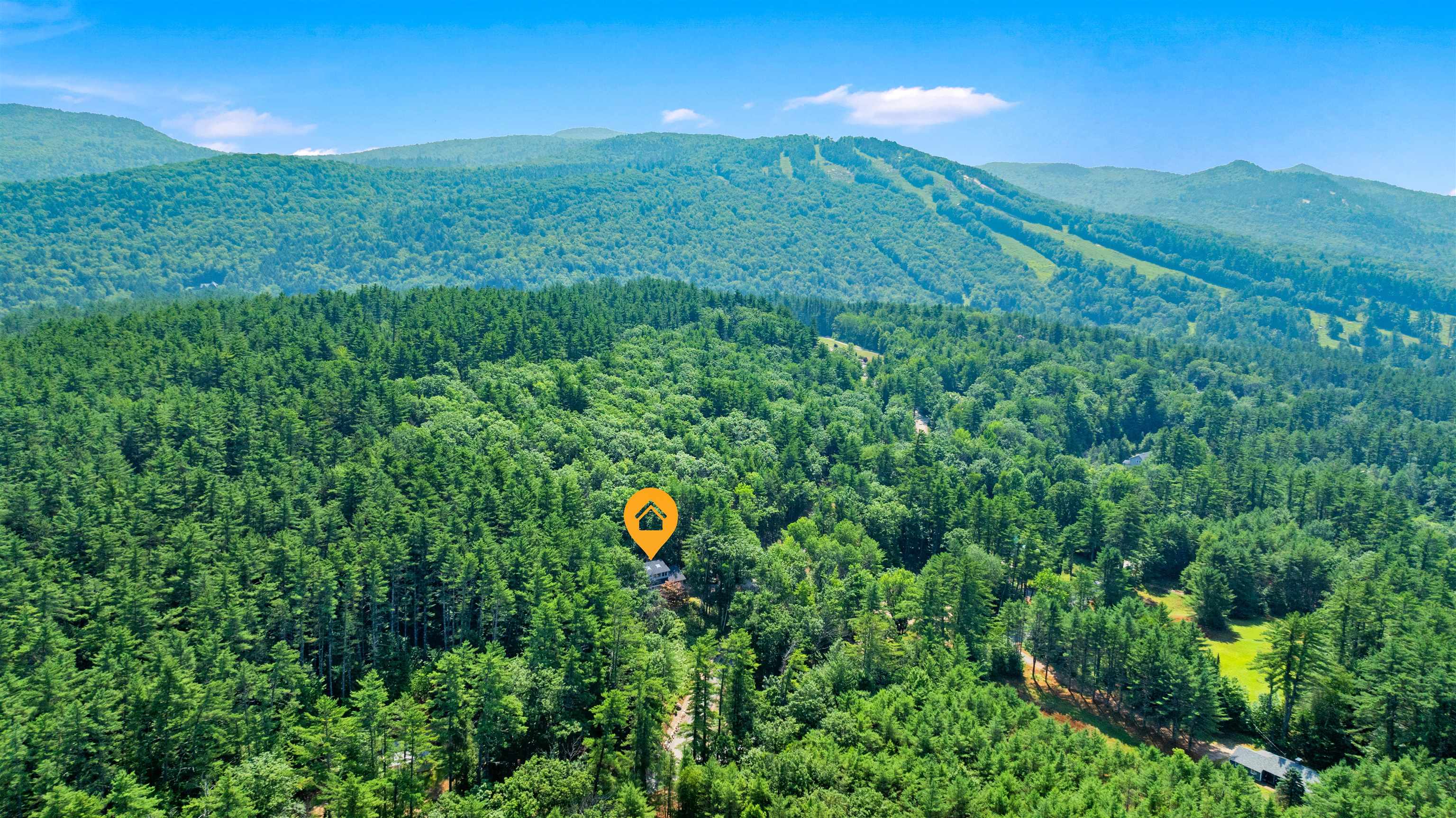 50 Drachenfels Rd, Conway, NH 03860