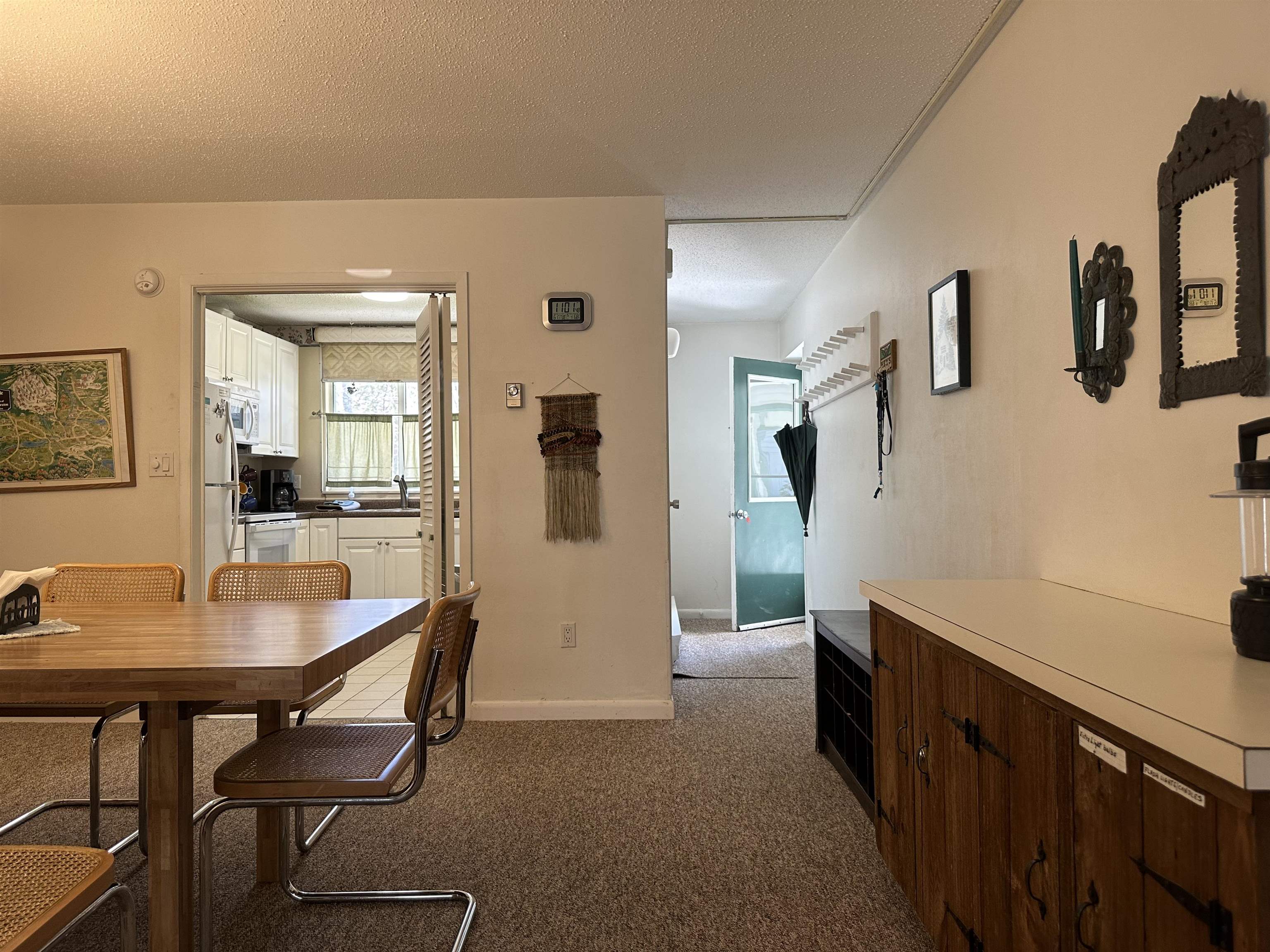 Entry way