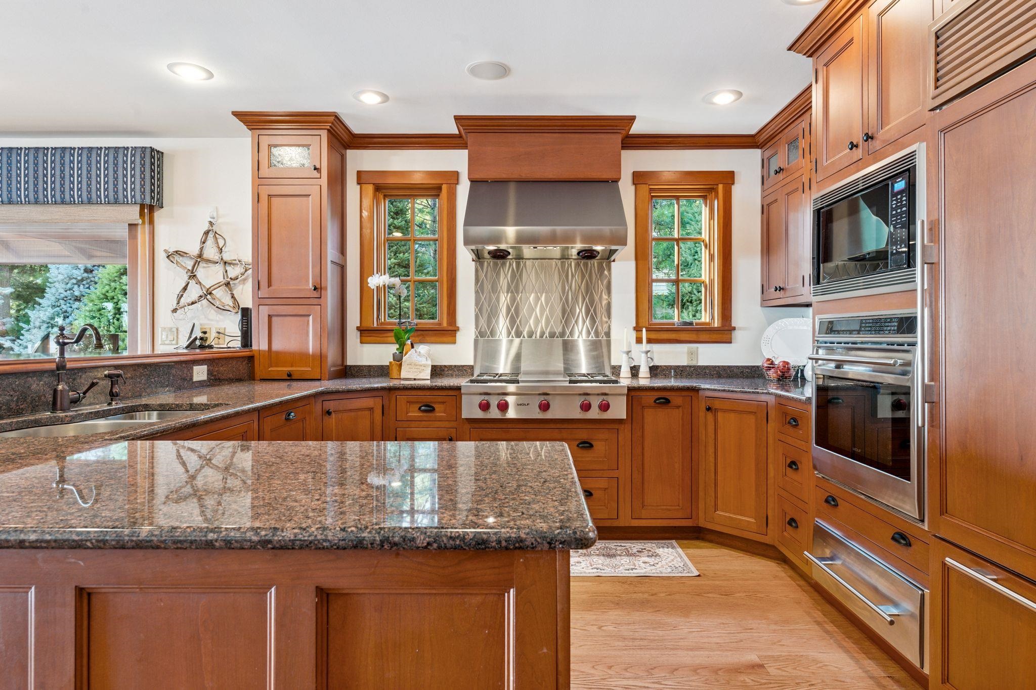 130 West Point Rd, Moultonborough, NH 03254