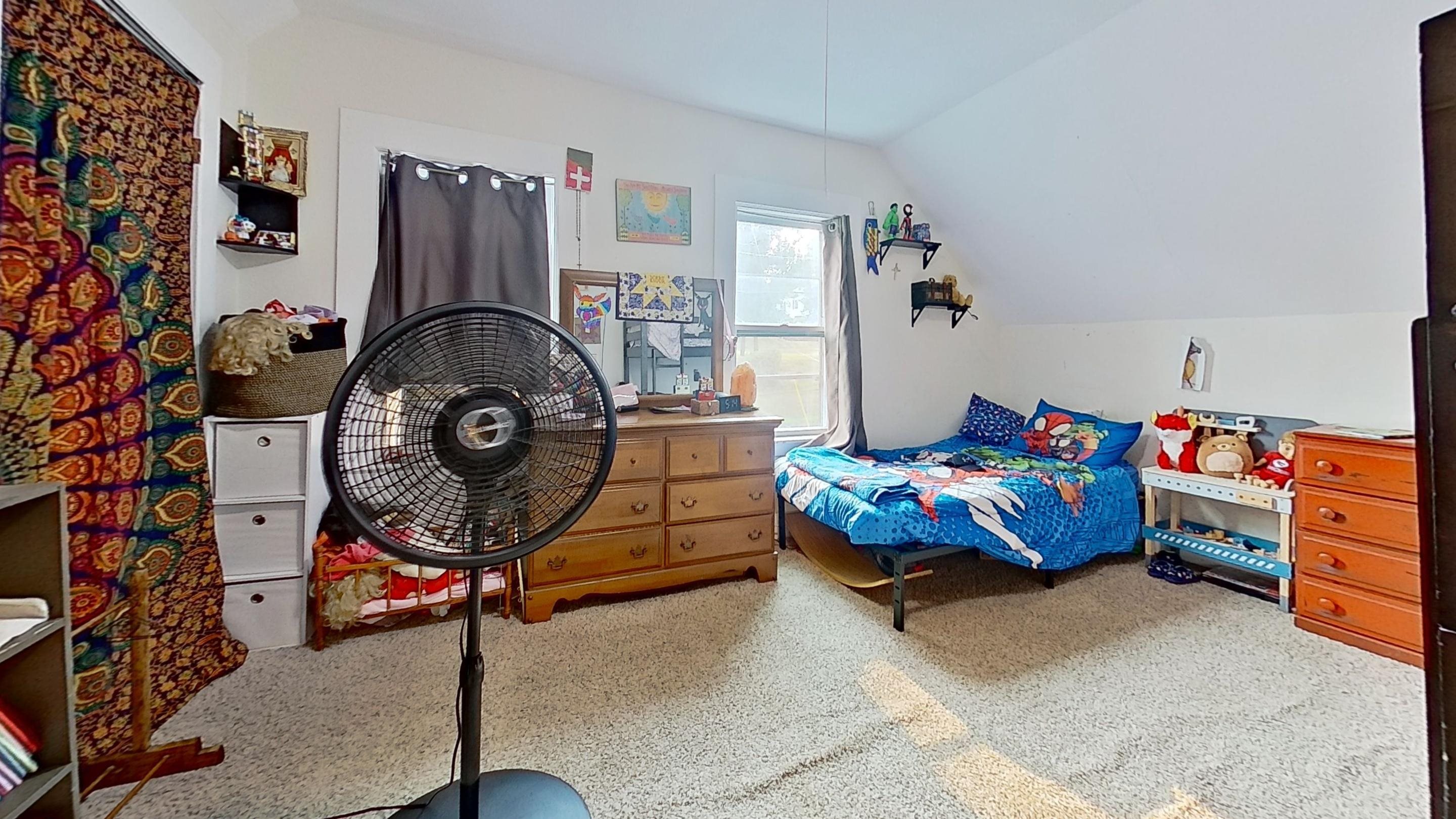 7 Glen St, Farmington, NH 03835