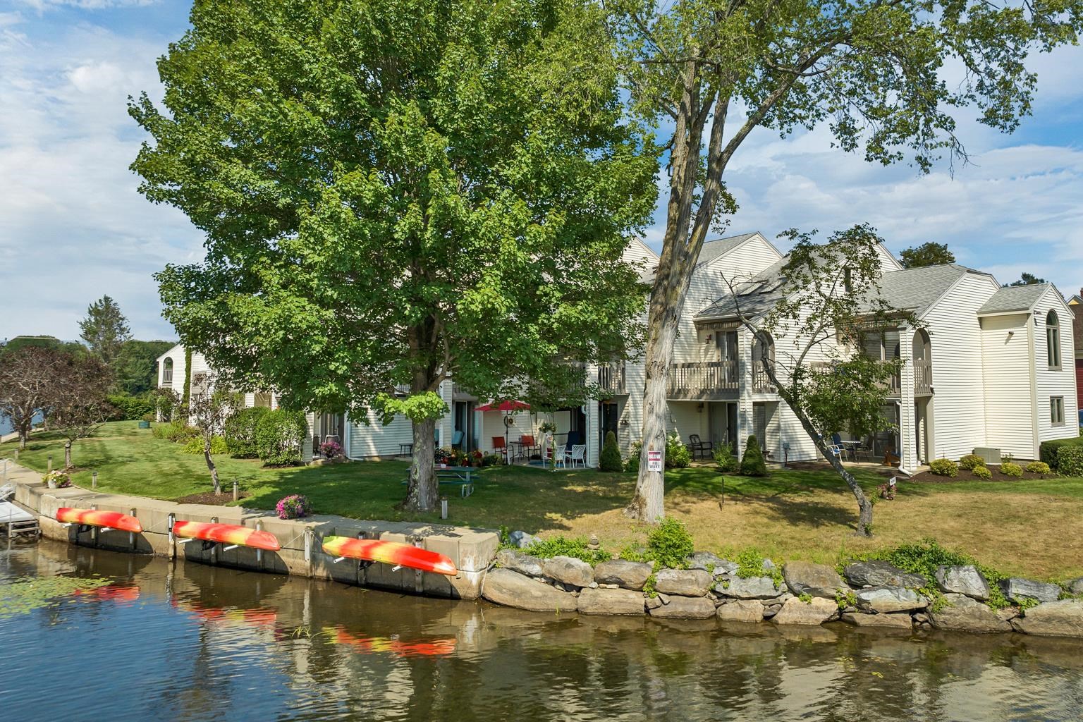 68 Railroad Ave #3, Wolfeboro, NH 03894-0771