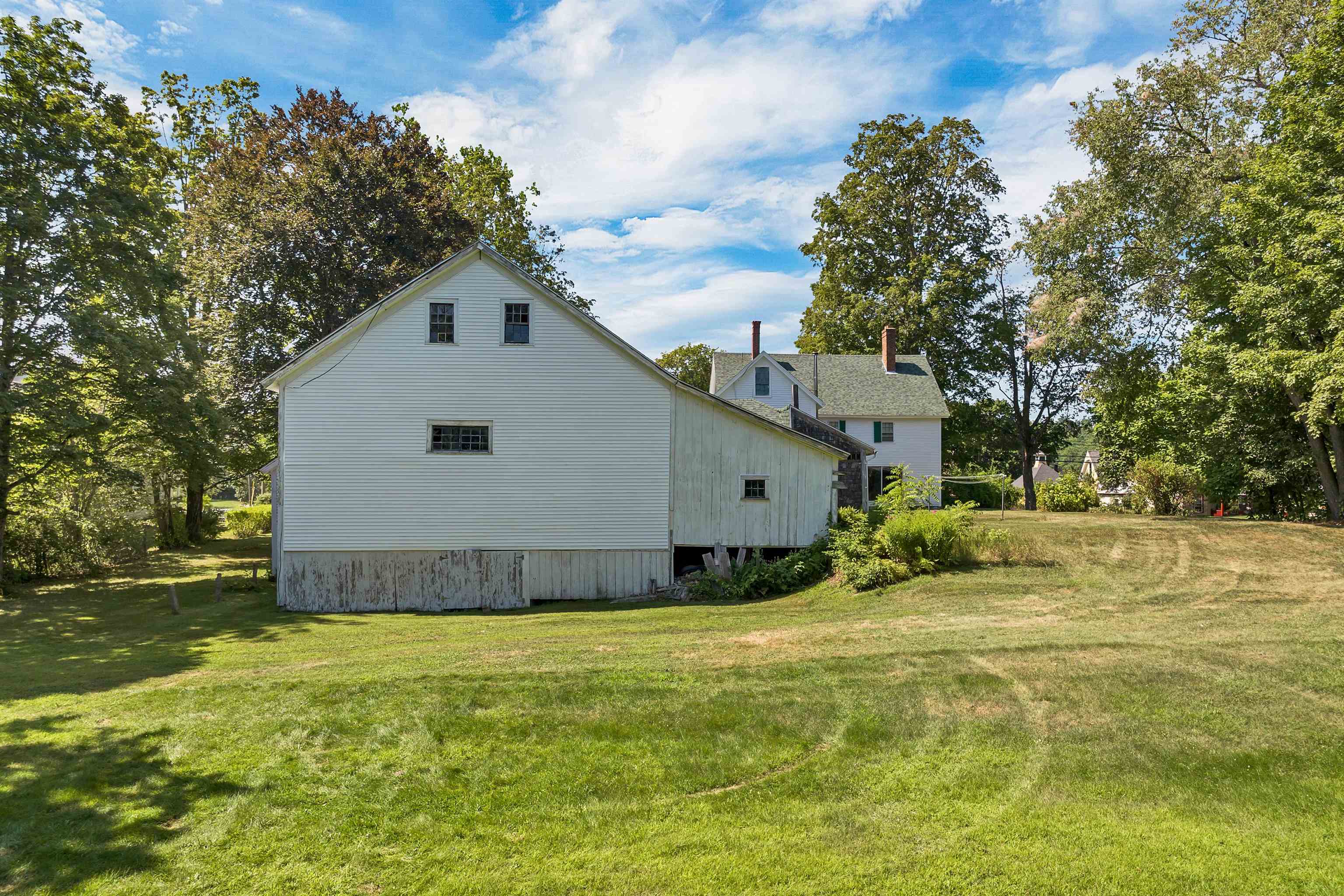 110 Main St, Pittsfield, NH 03263