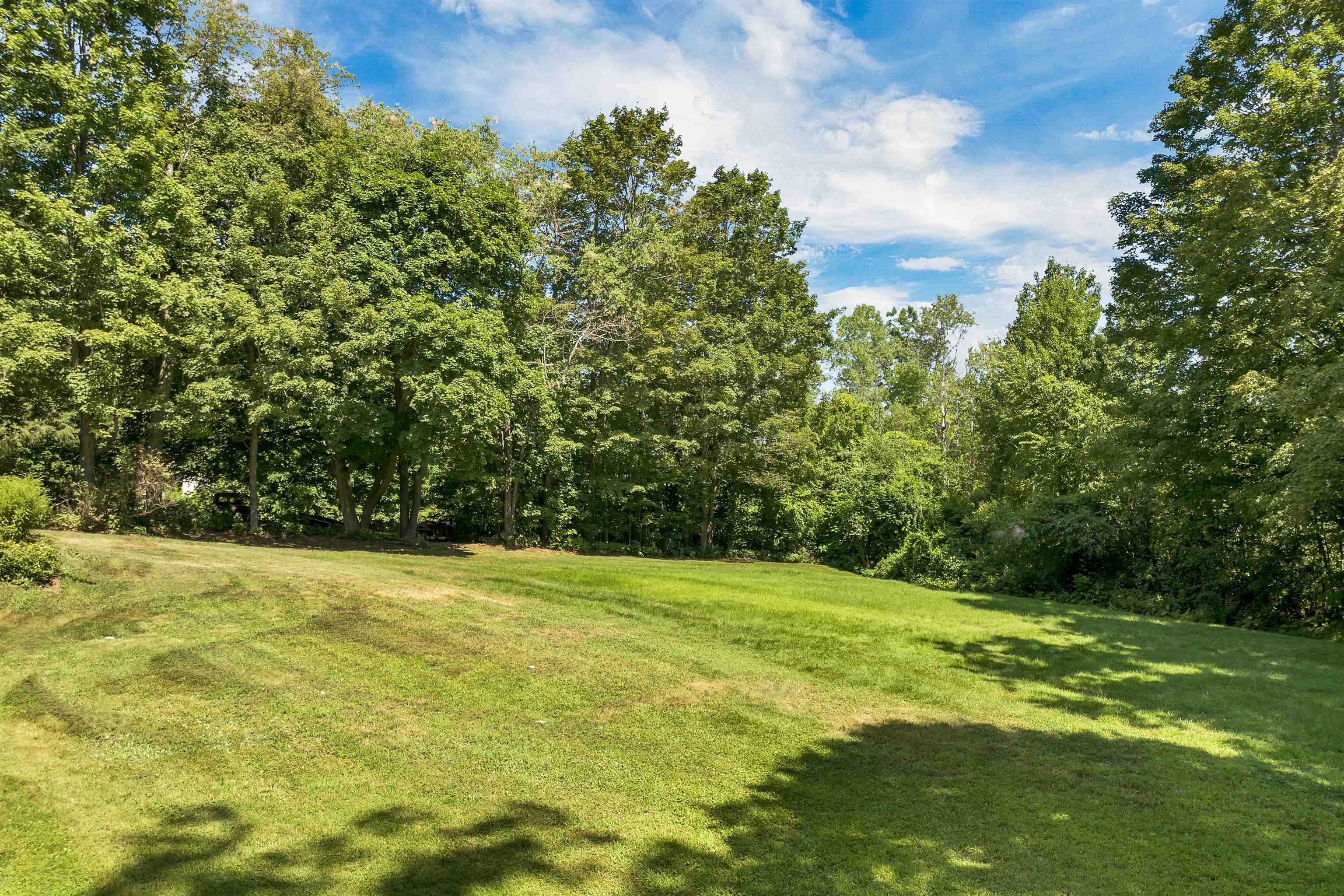 110 Main St, Pittsfield, NH 03263