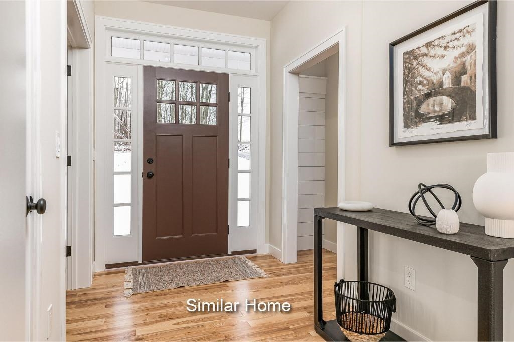 37 Shearwater Dr, Portsmouth, NH 03801