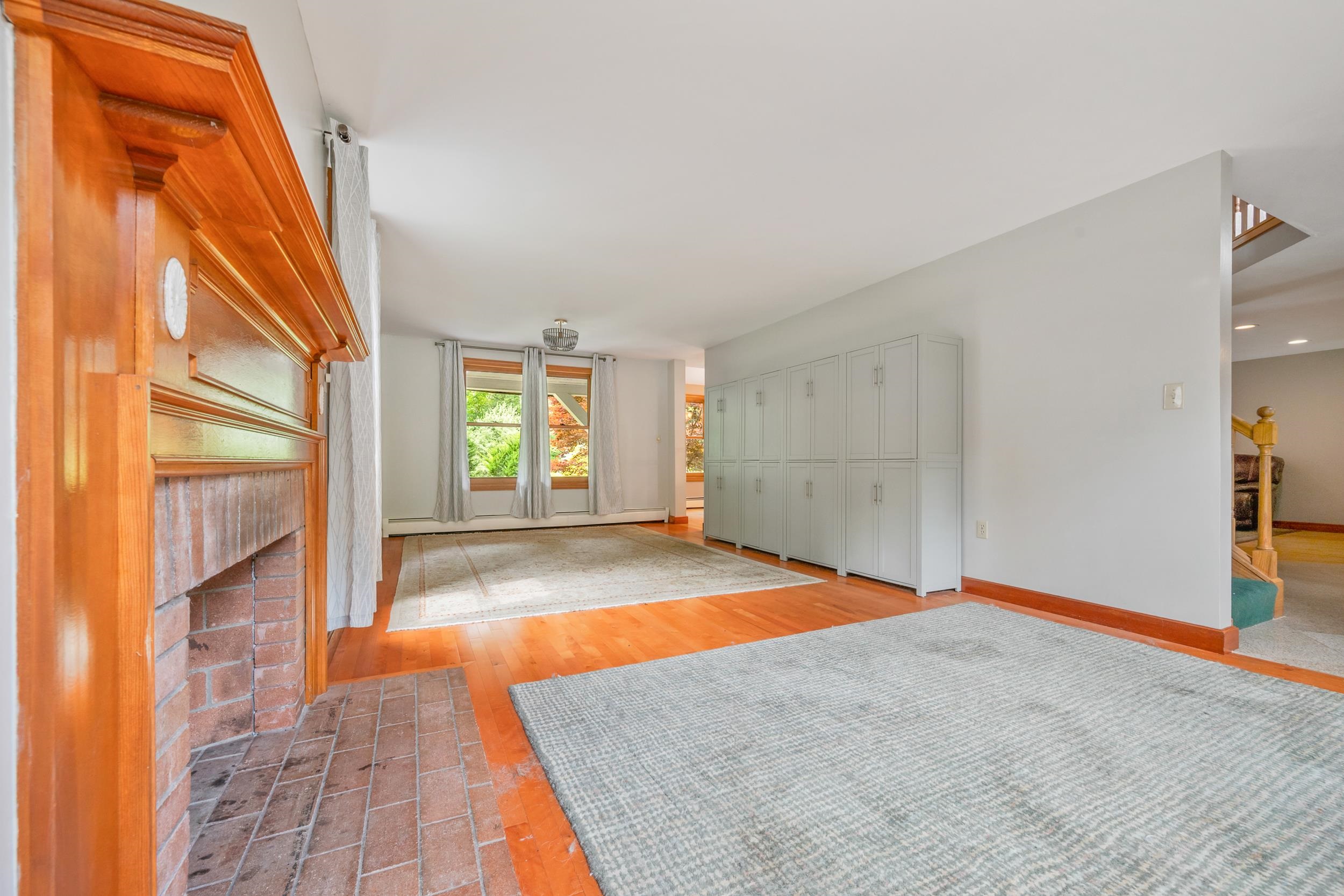 319 Grandview Rd, Conway, NH 03818