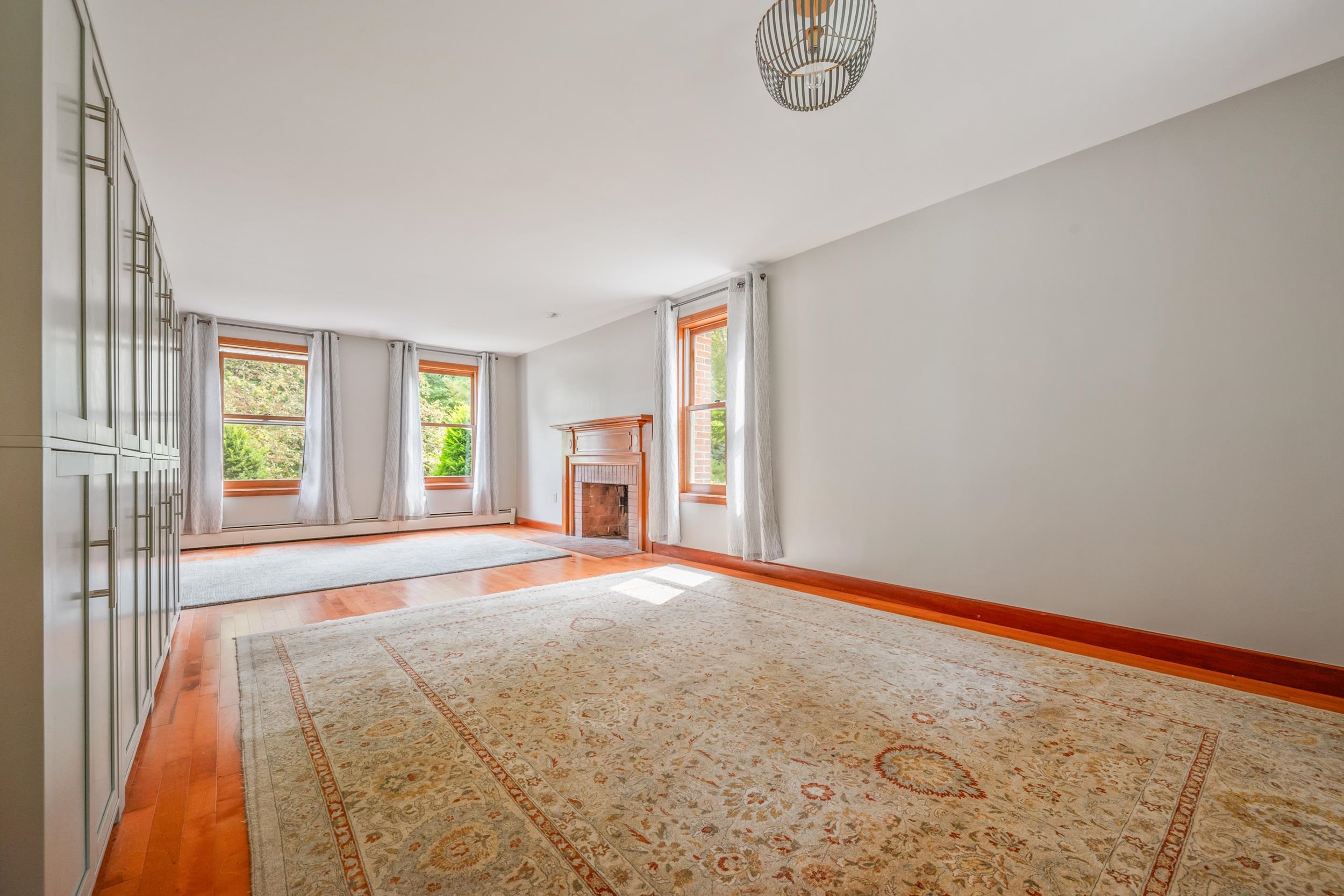 319 Grandview Rd, Conway, NH 03818