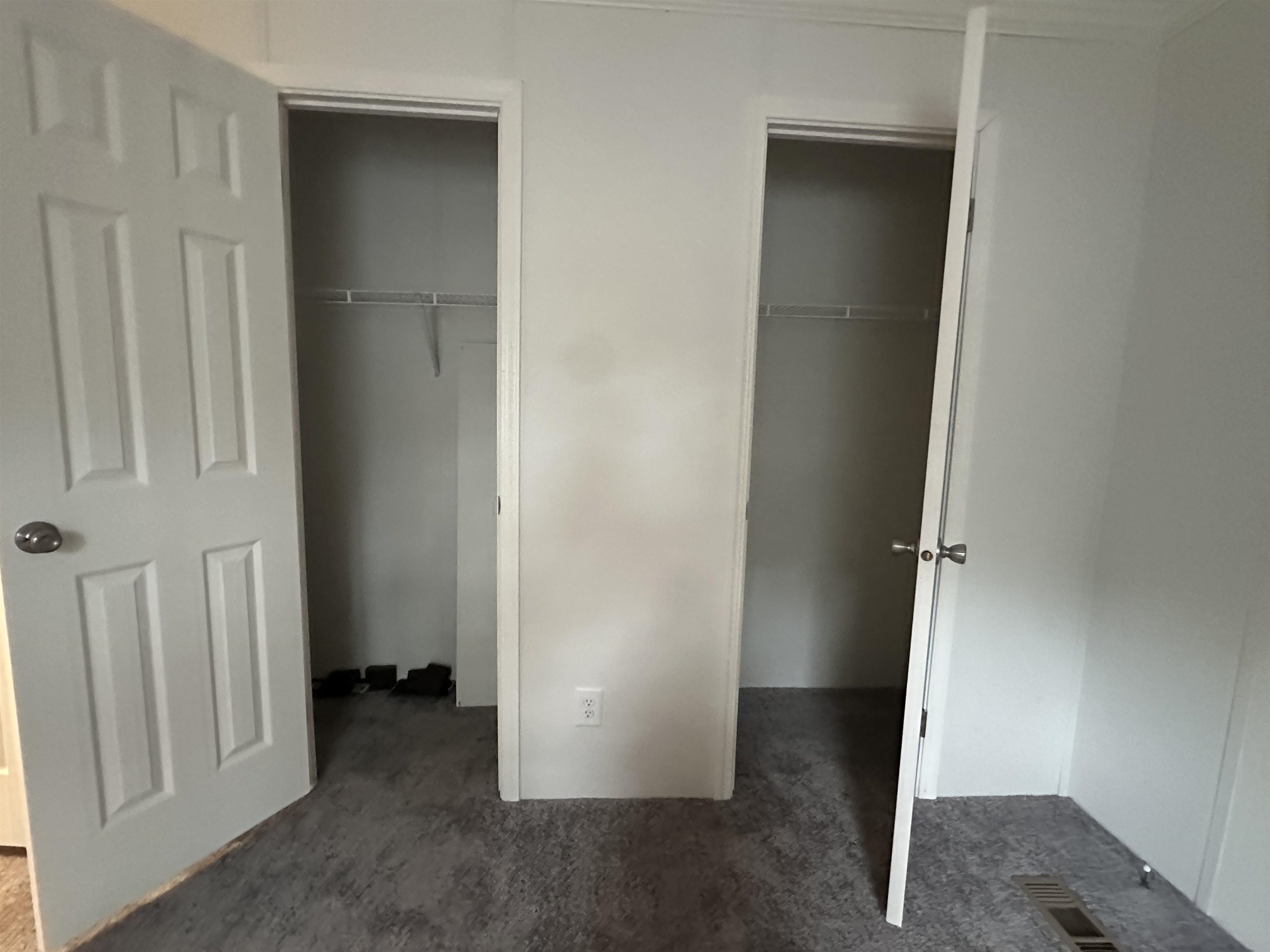 40 Pinyon Pl, Londonderry, NH 03053