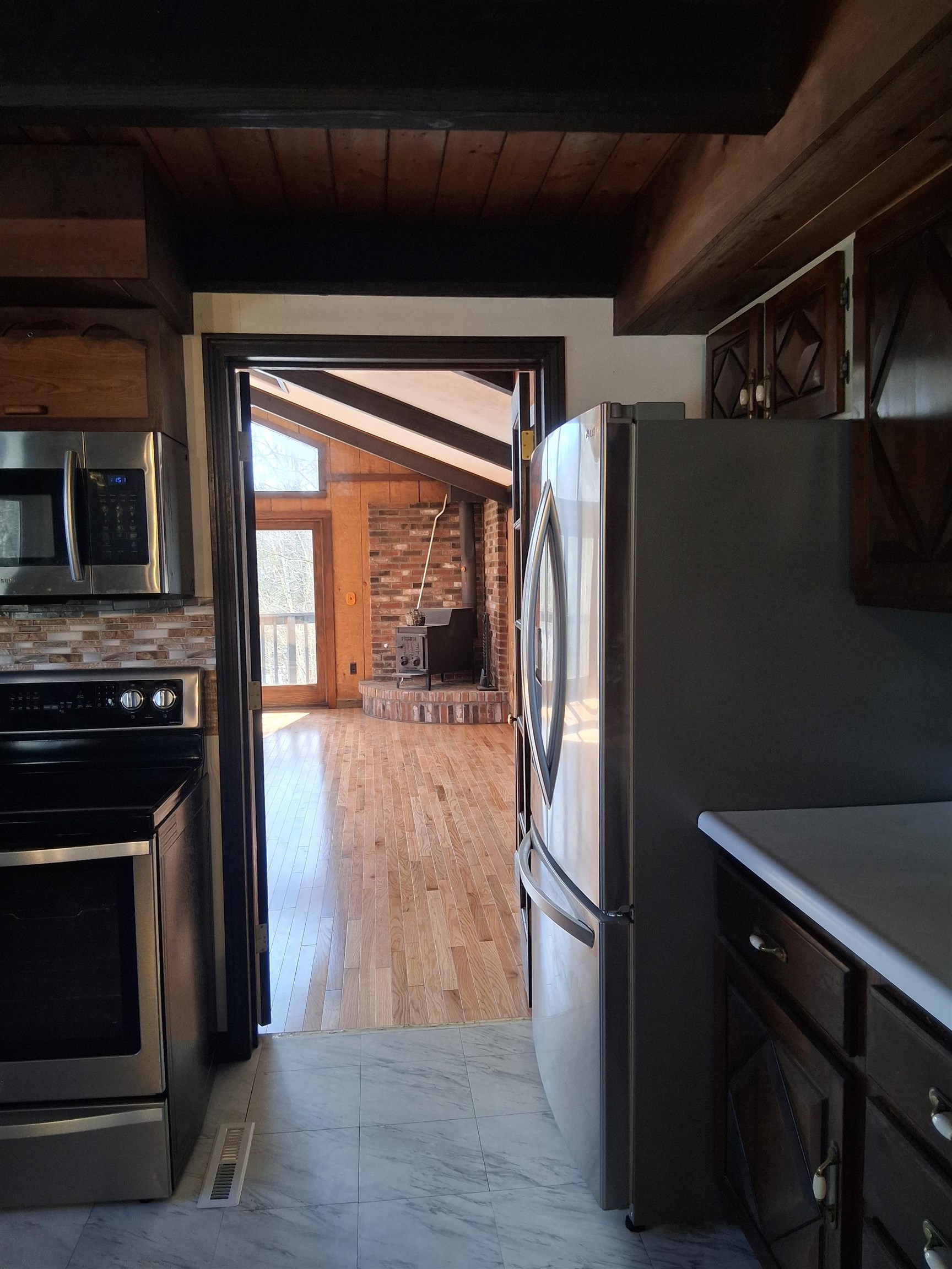 576 Agassiz St, Bethlehem, NH 03574