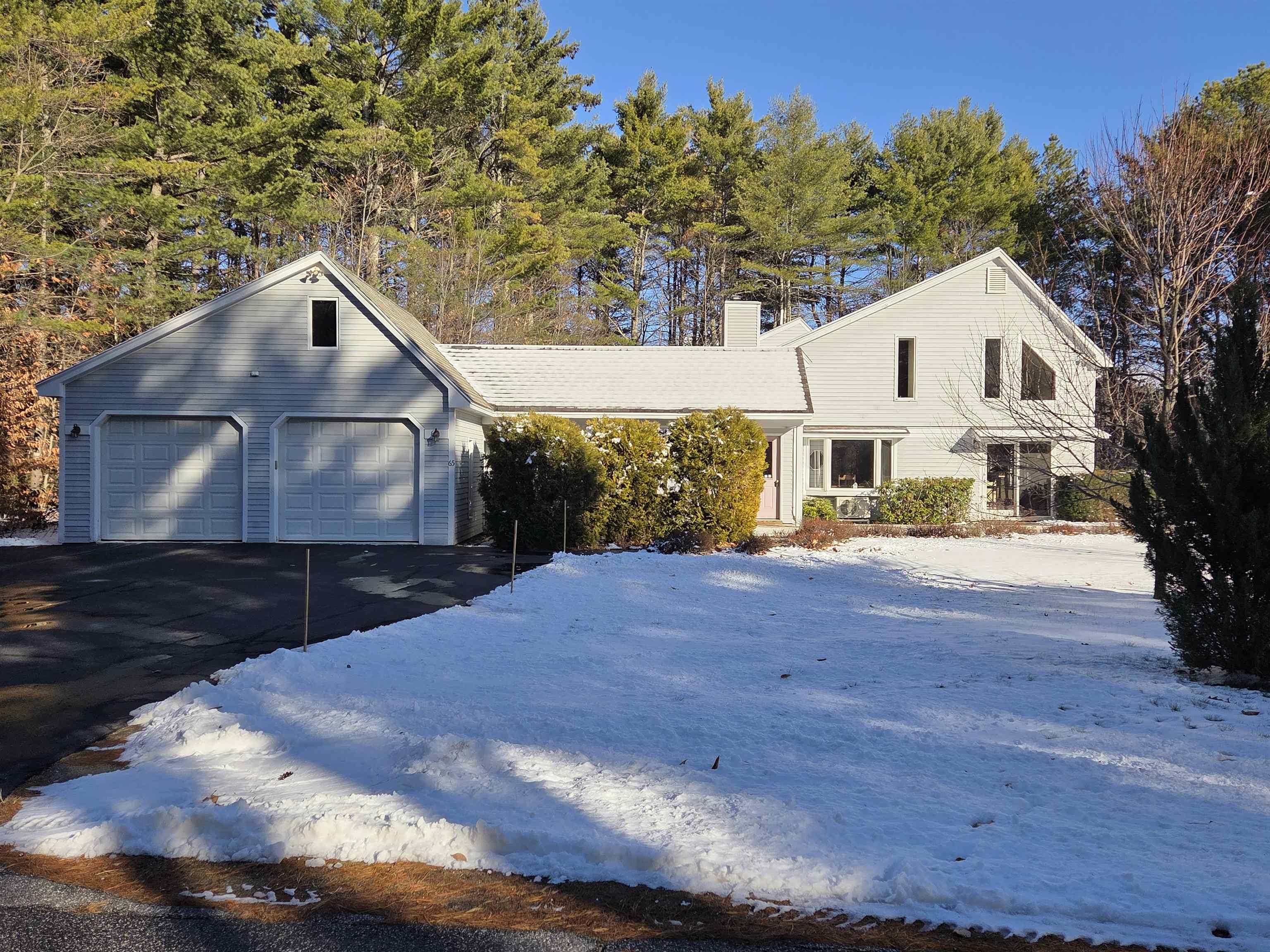 65 Westwind Dr, Conway, NH 03860