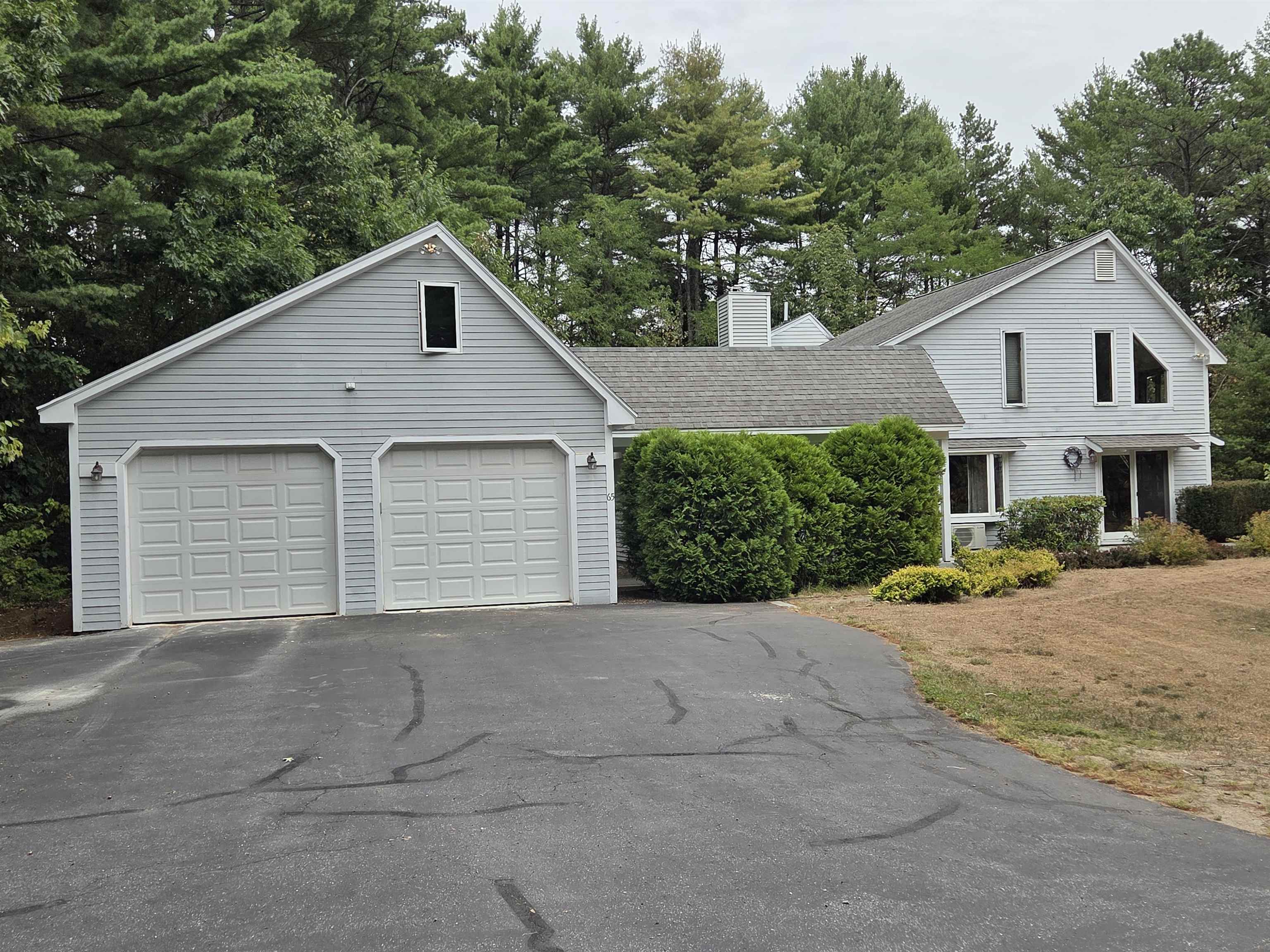 65 Westwind Dr, Conway, NH 03860