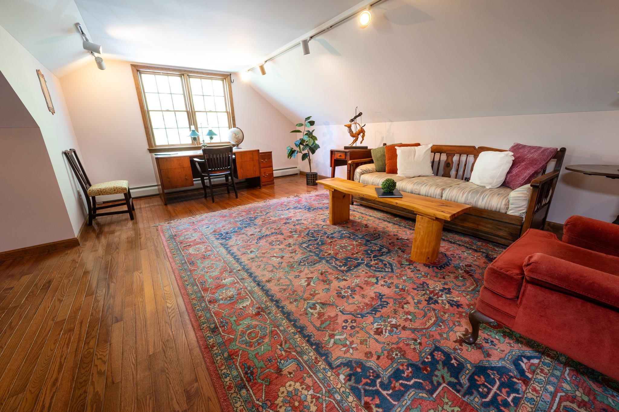 24 Red Gate Rd, Jaffrey, NH 03452