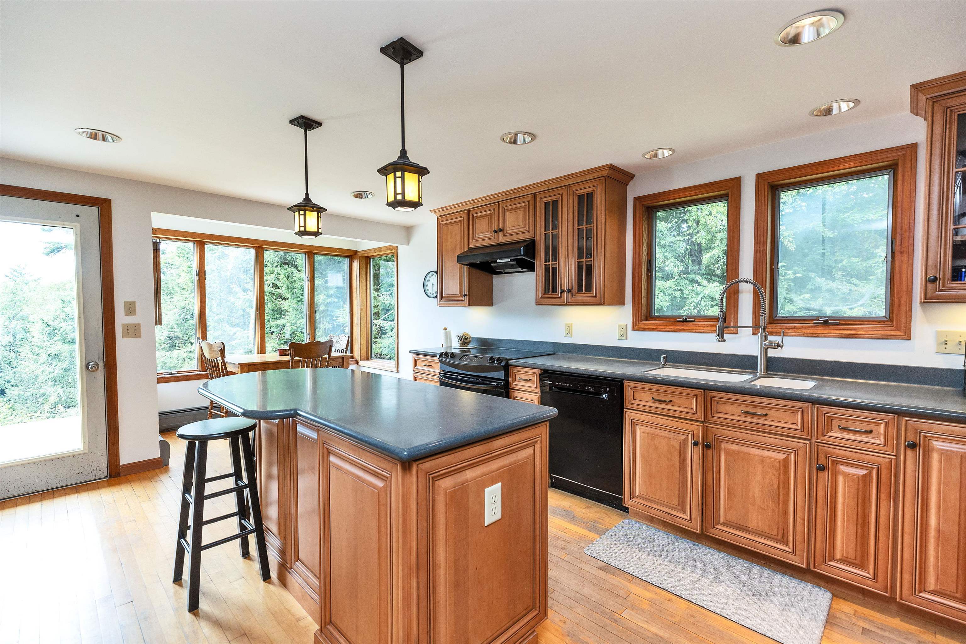 213 Brush Brook Rd, Dublin, NH 03444