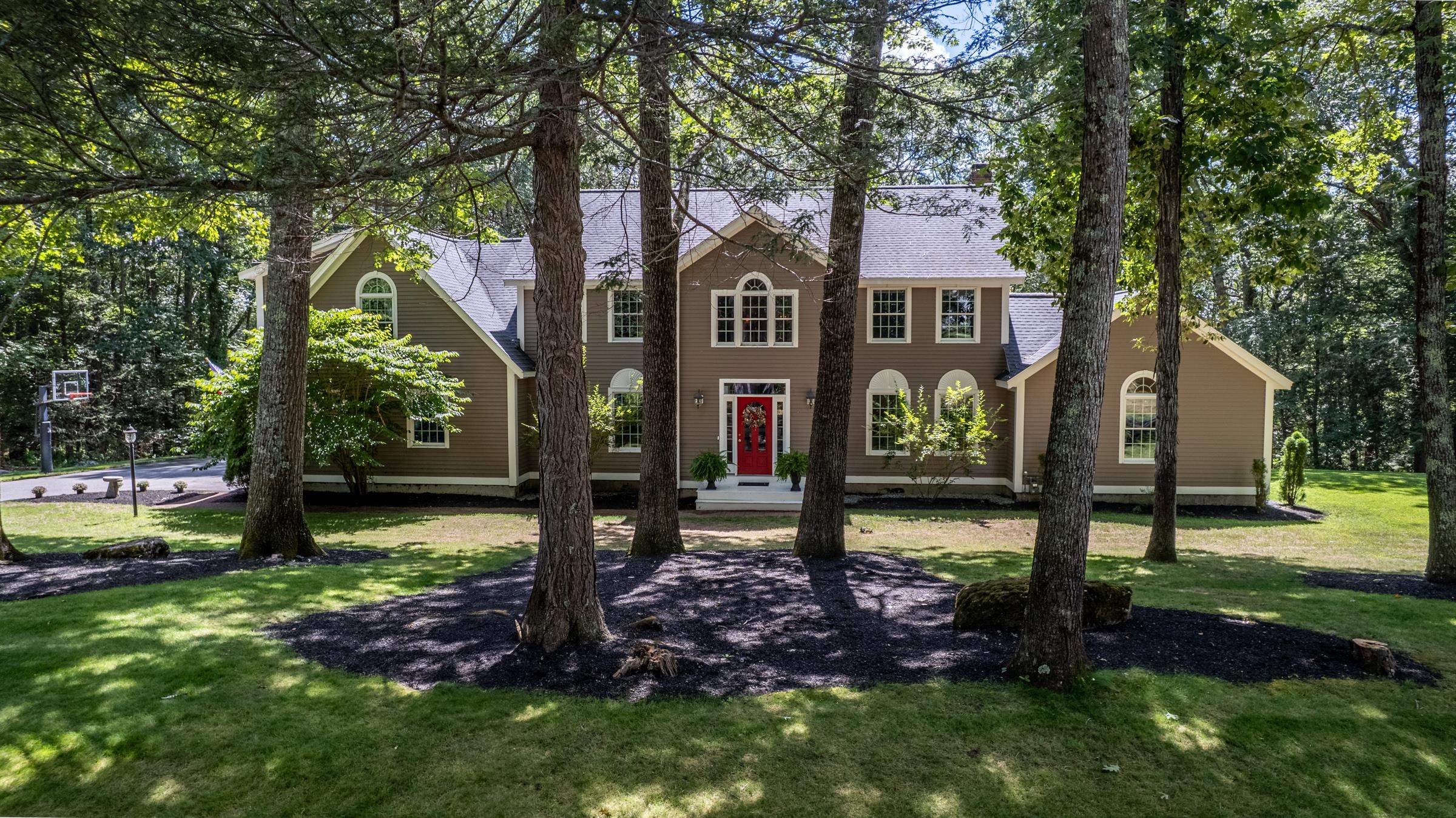 MLS 5057818: 37 Gale Road, Hampton NH