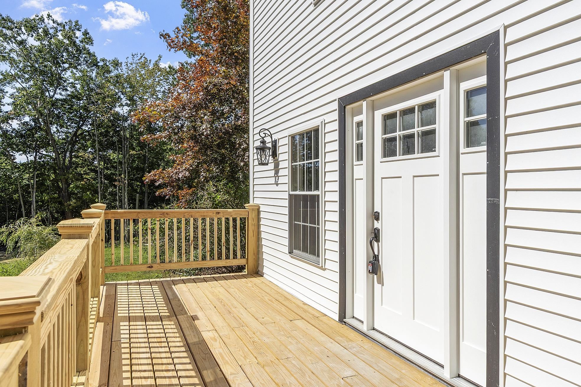 1416 Parker Mountain Rd, Strafford, NH 03884