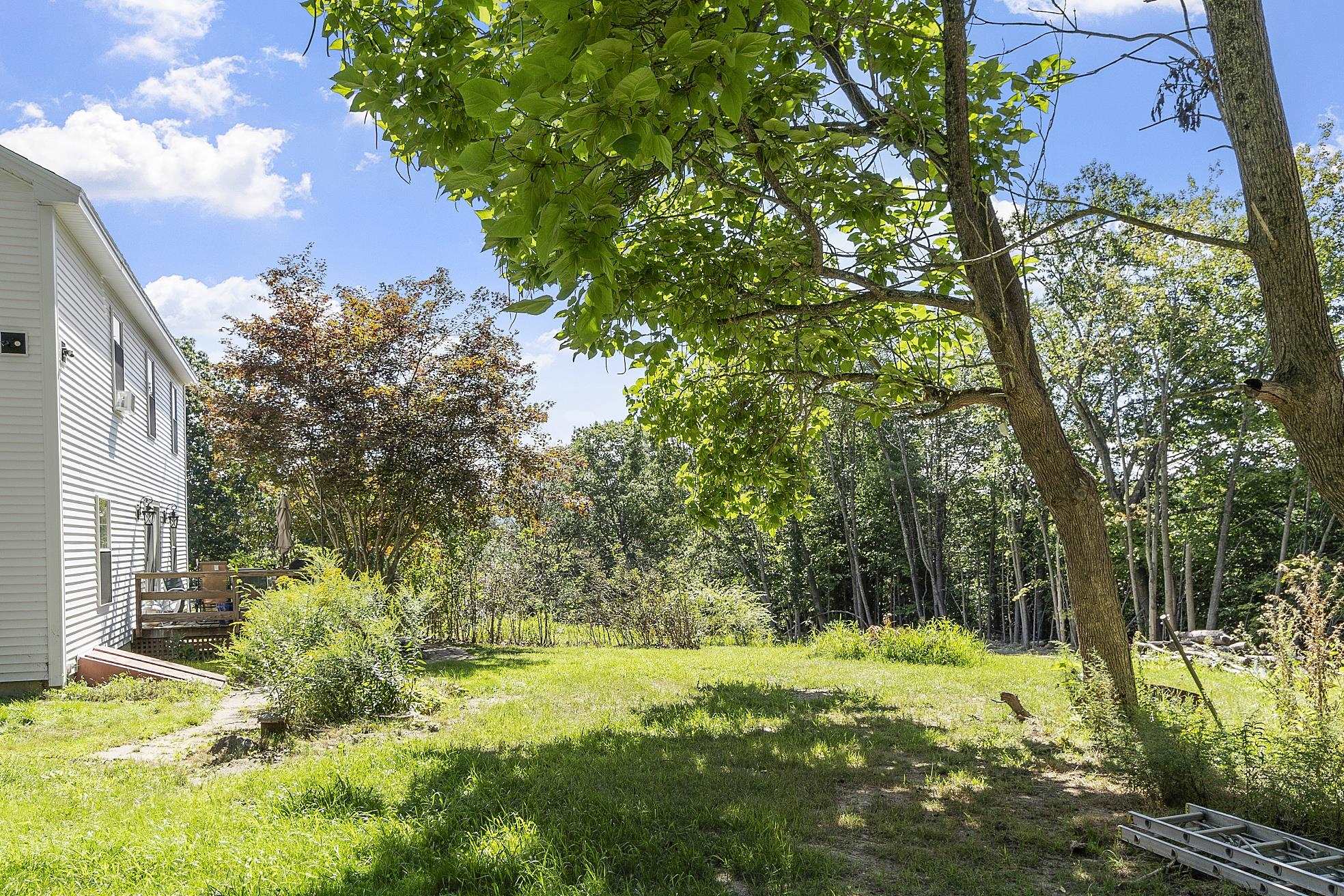 1416 Parker Mountain Rd, Strafford, NH 03884