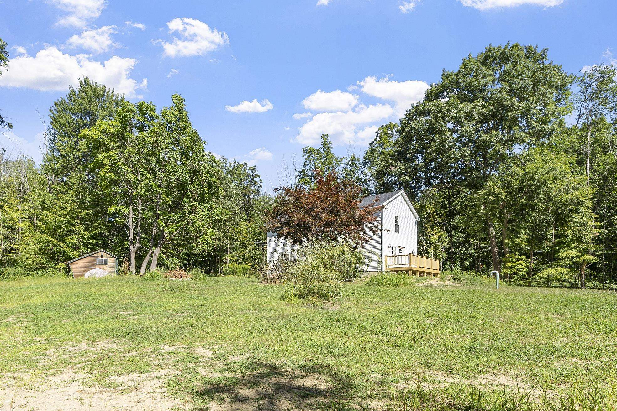 1416 Parker Mountain Rd, Strafford, NH 03884