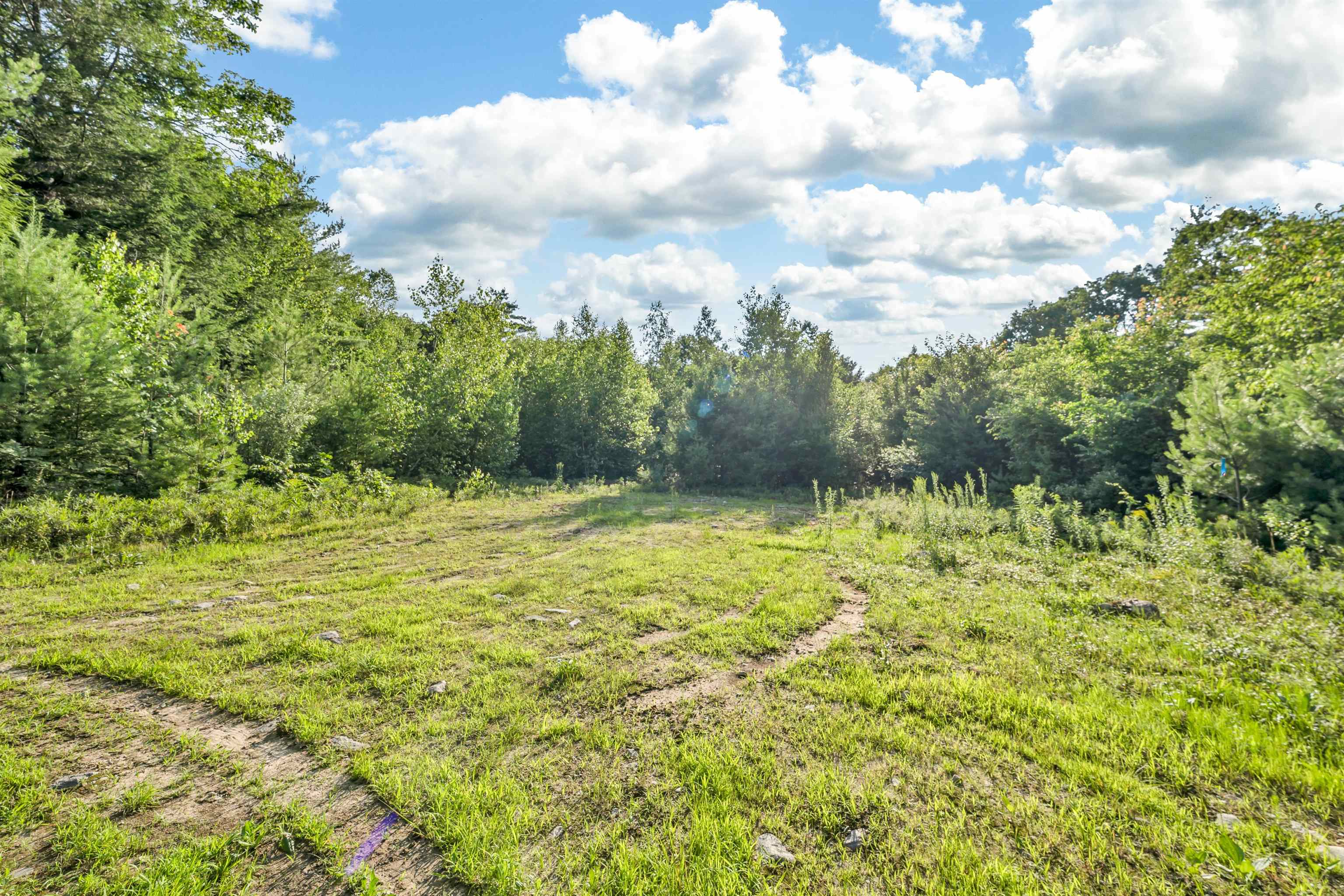 290 Pine Hill Rd, Wolfeboro, NH 03894