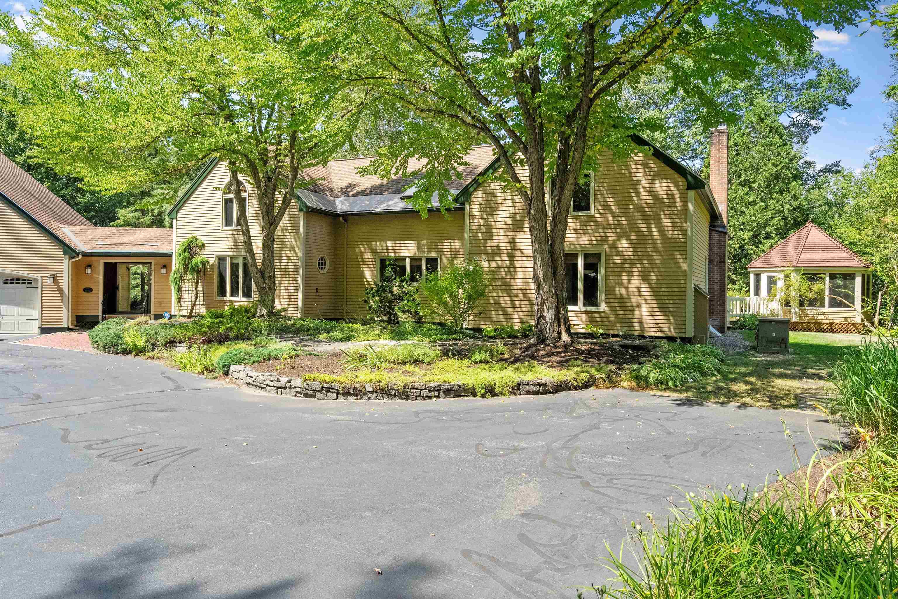 133 Sargent Road — photo 1