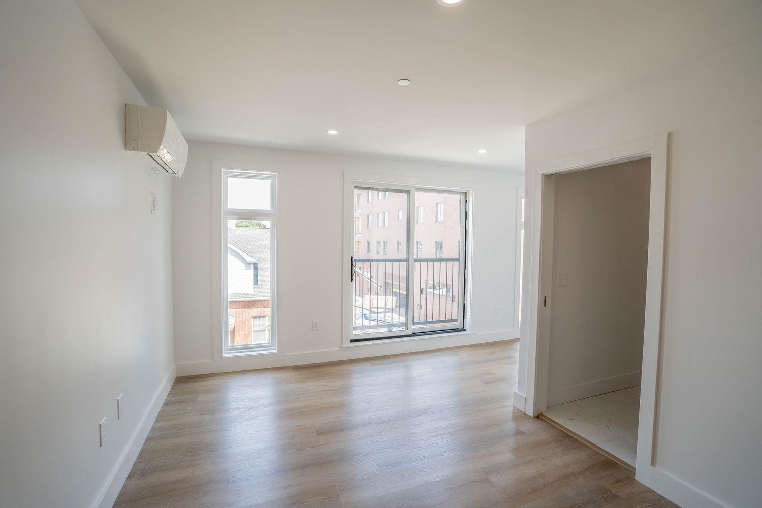 238 Deer St, Portsmouth, NH 03801