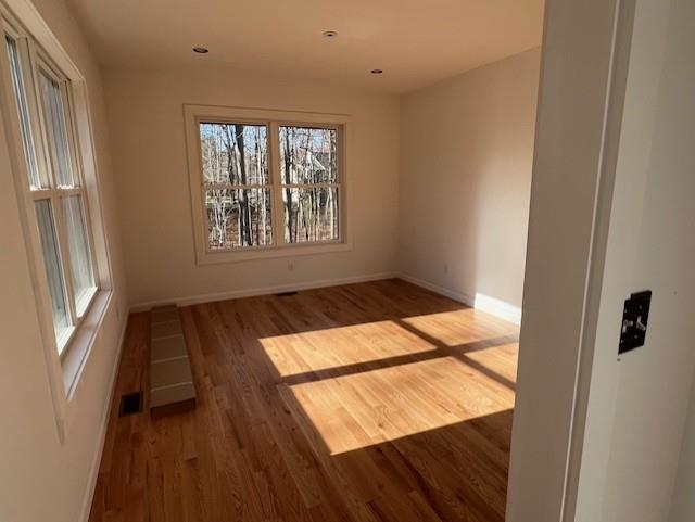 91 Lovering Rd, North Hampton, NH 03862