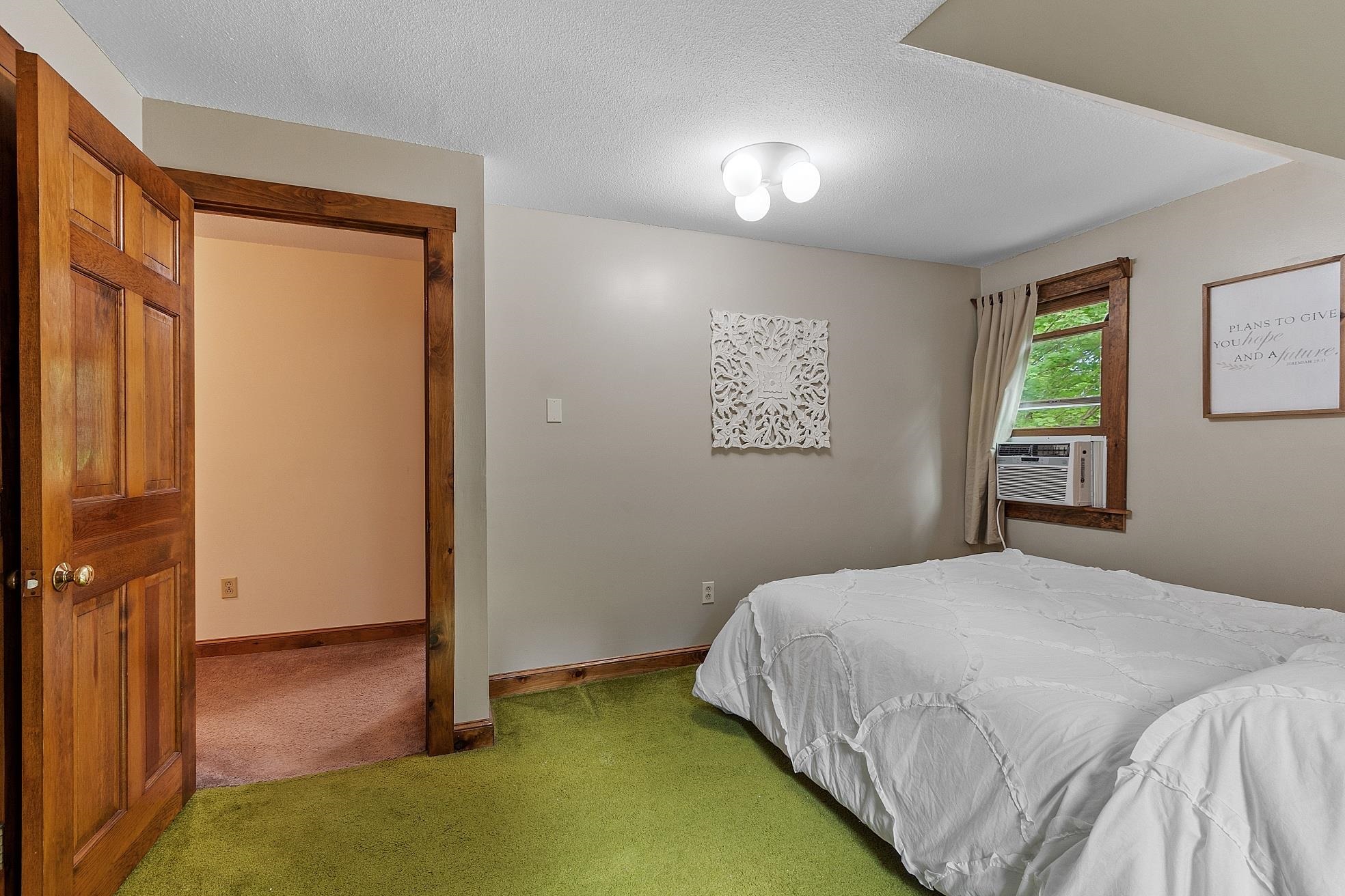 23 Greenbriar Rd, New Ipswich, NH 03071