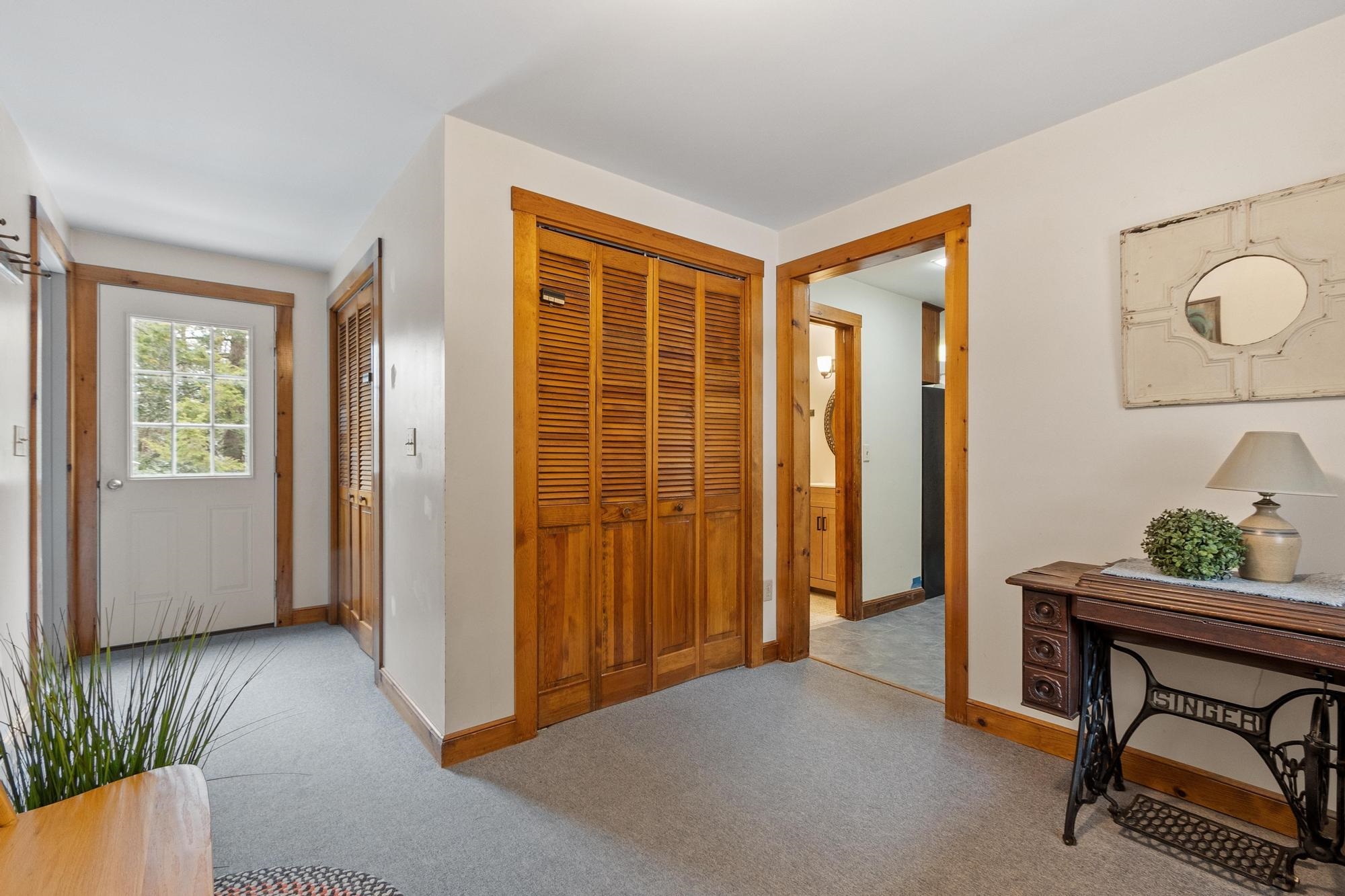 23 Greenbriar Rd, New Ipswich, NH 03071