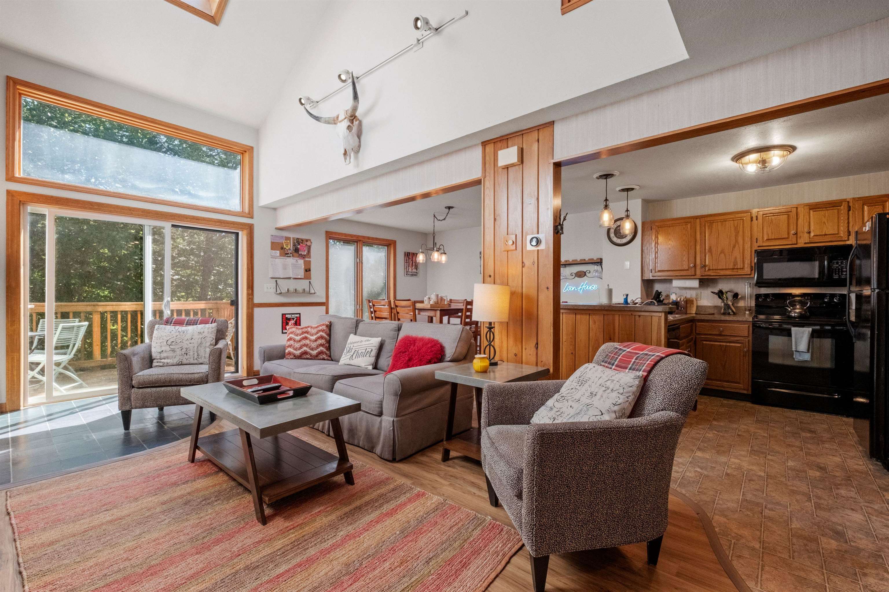 Featured Listing Photo