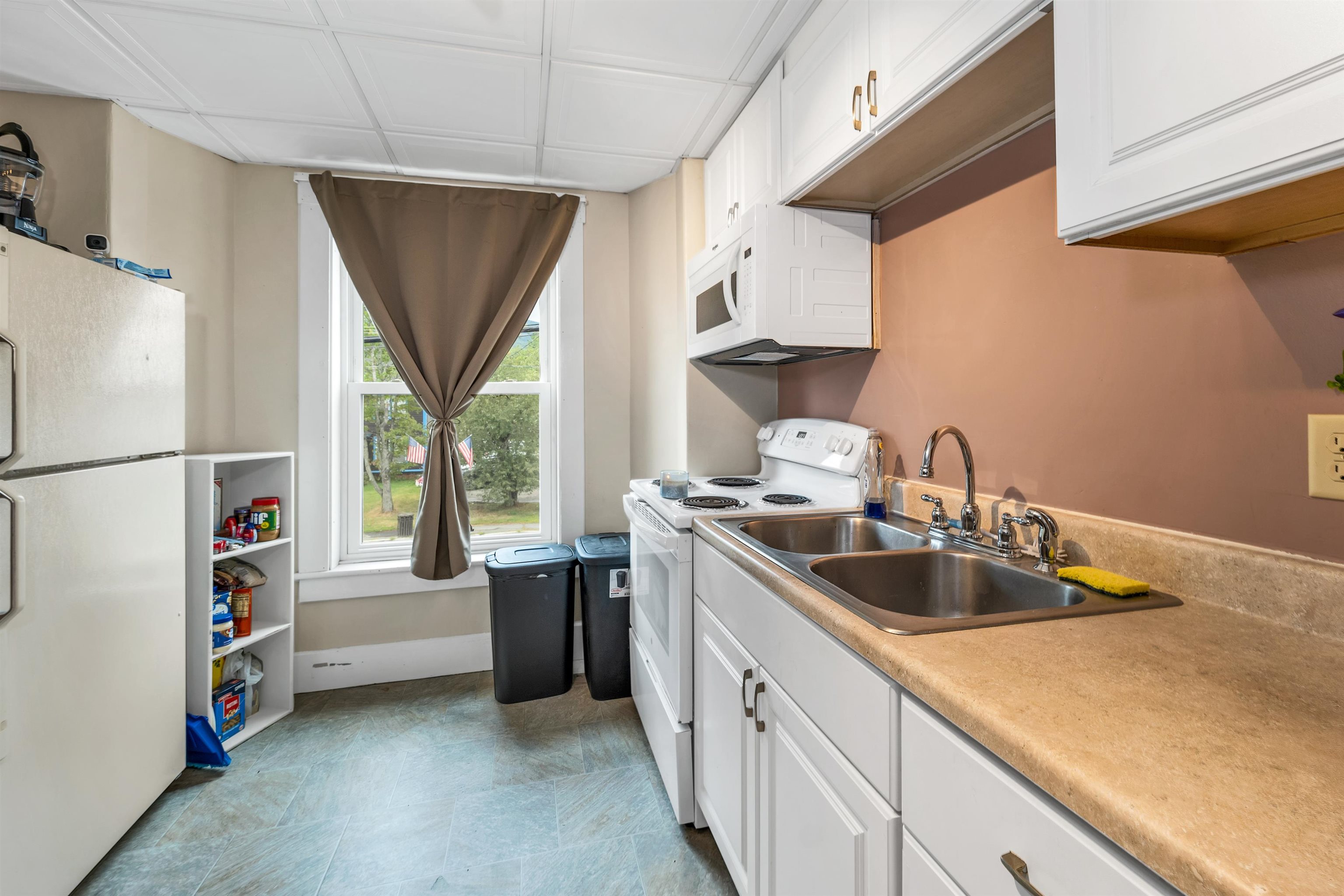 112-114 Main St, Colebrook, NH 03576