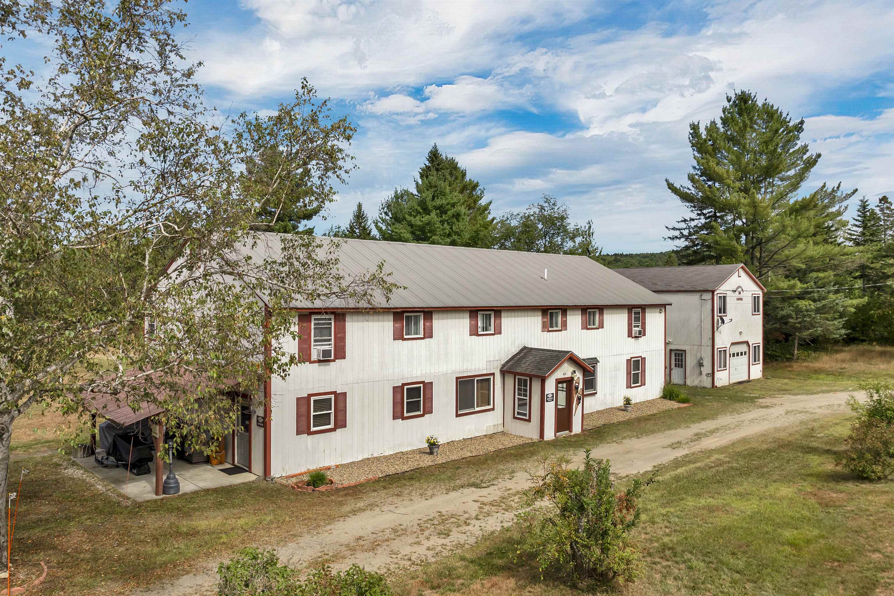 820 Colebrook Rd, Errol, NH 03579