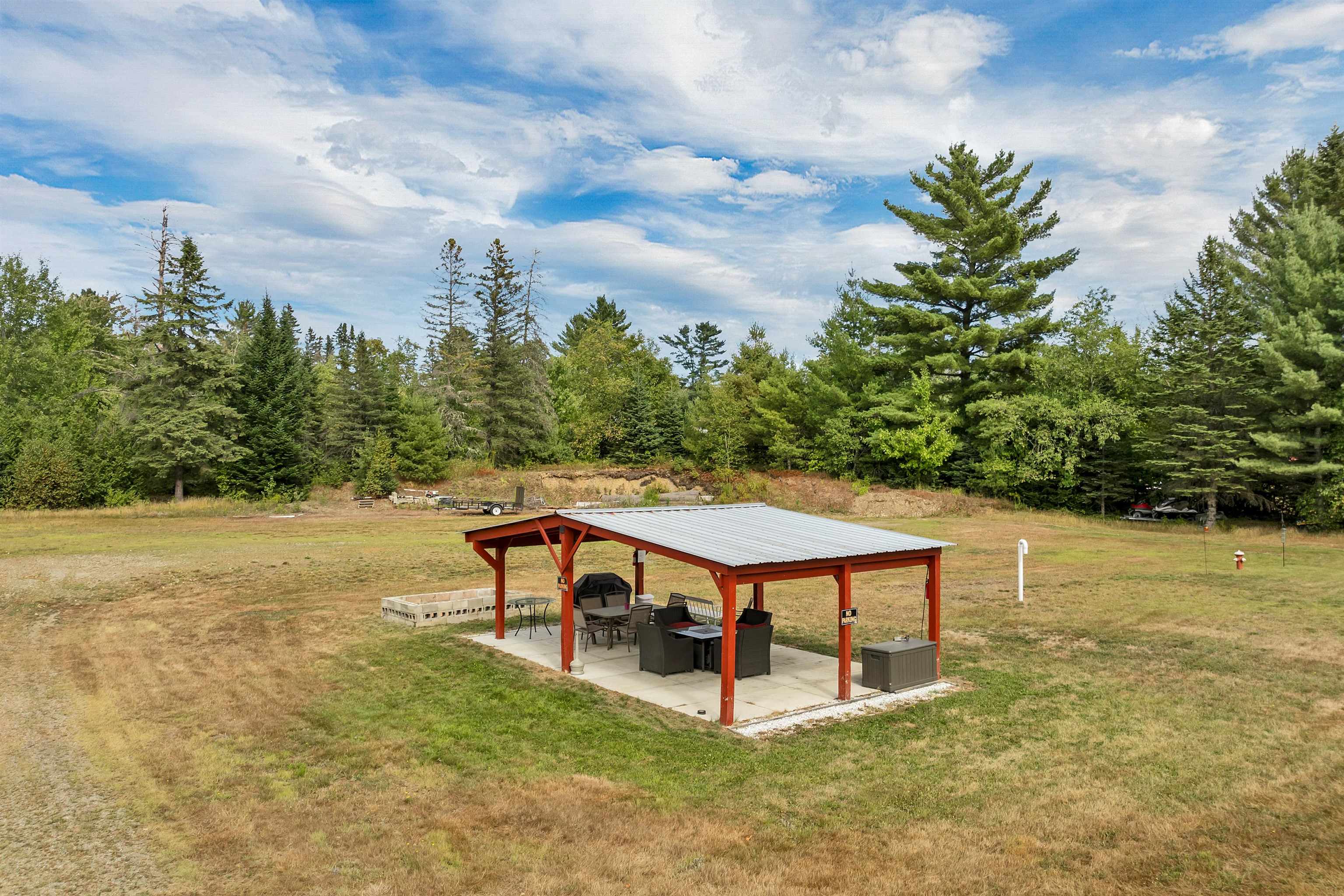 820 Colebrook Rd, Errol, NH 03579