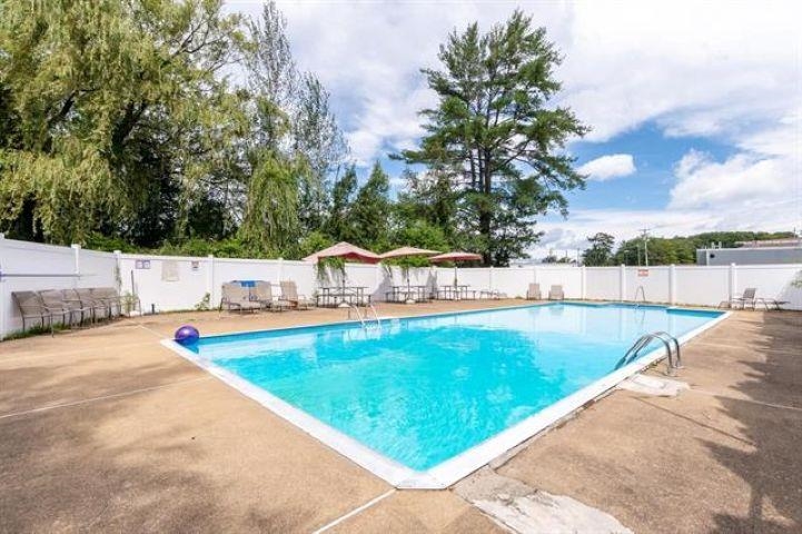 554 Endicott N St, Laconia, NH 03246