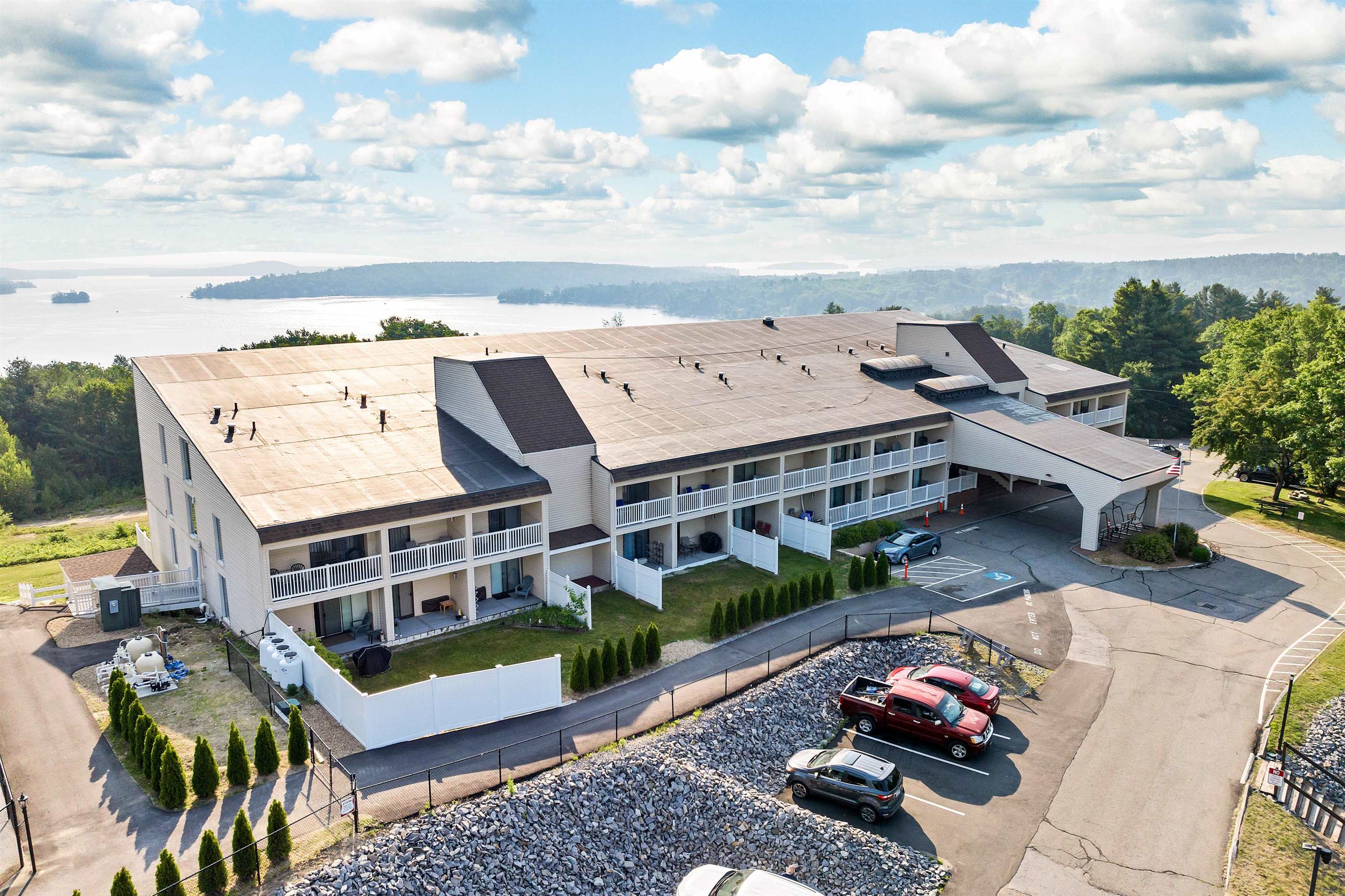 375 Endicott N. Street — photo 1