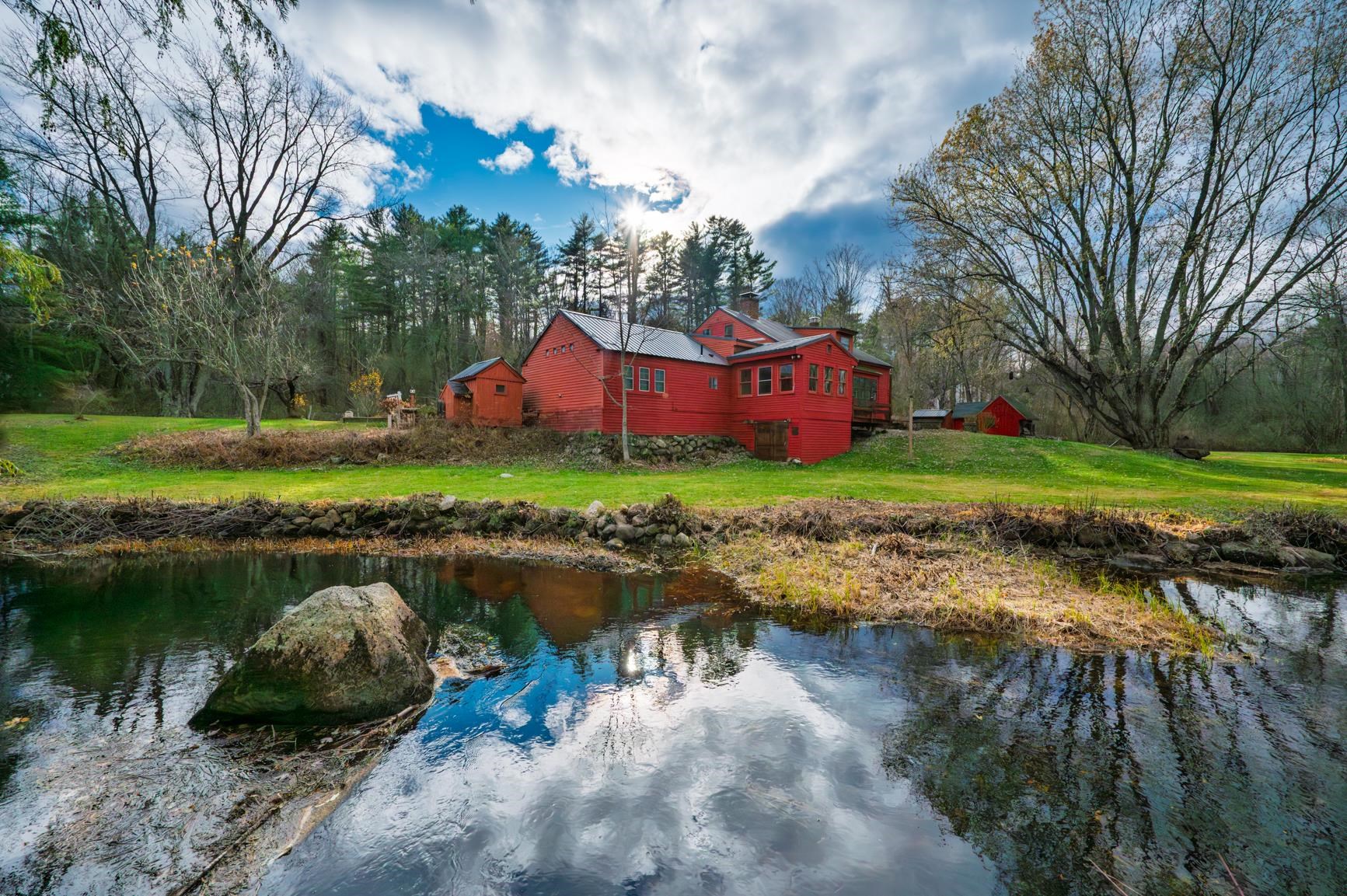 10 Dodge Hill Rd, Sutton, NH 03273